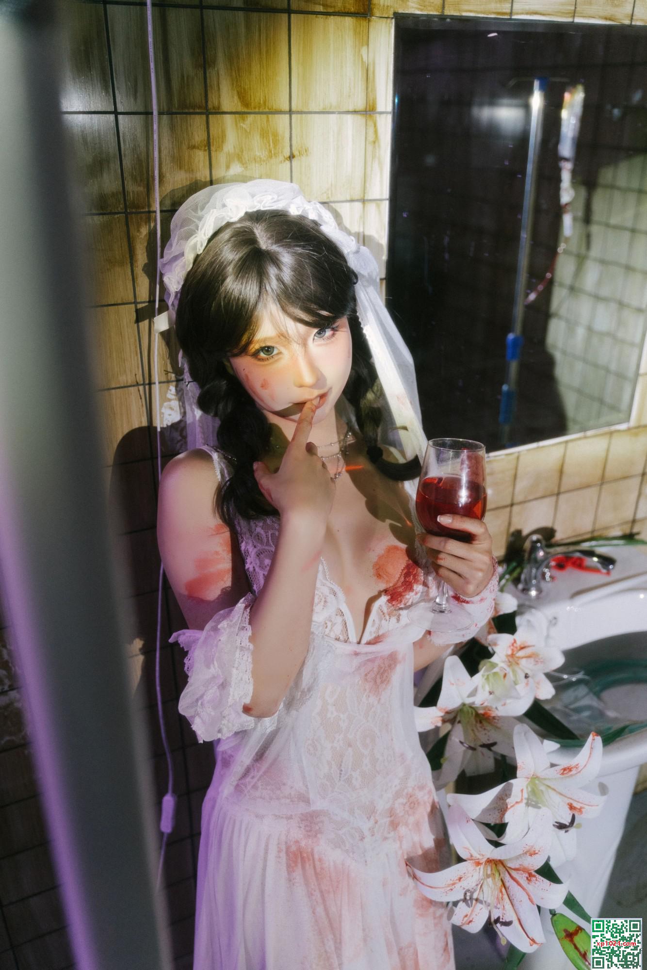 Anime Blogger Stupid Momo &#8211; Ruin Bride (133p)