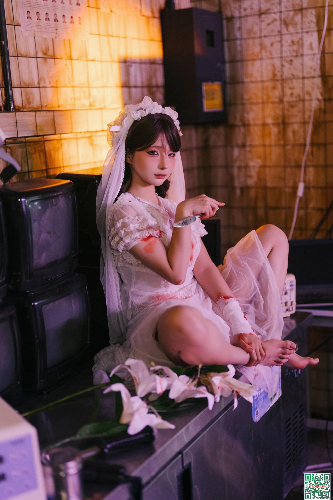 Anime Blogger Stupid Momo &#8211; Ruin Bride (133p)