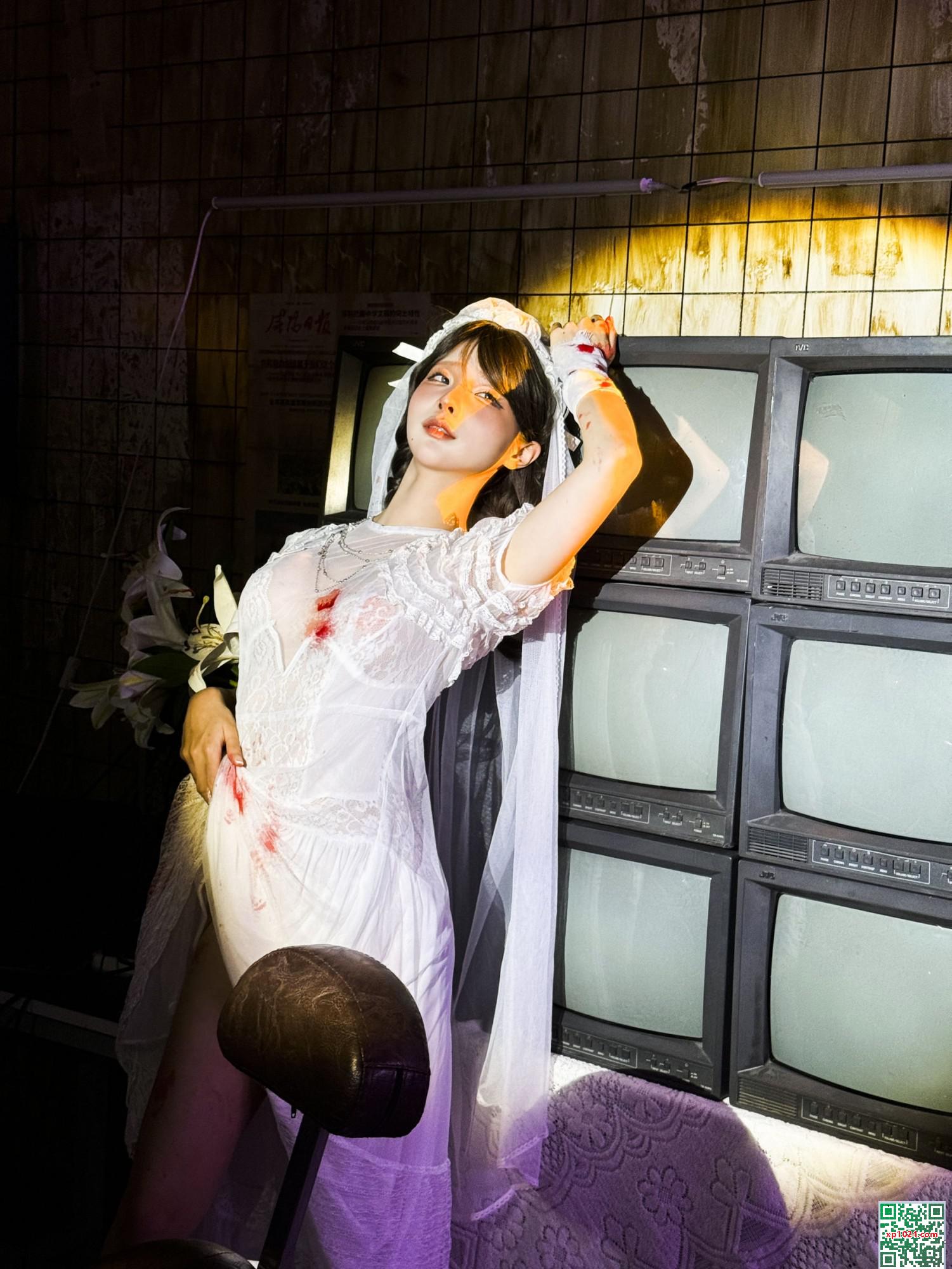 Anime Blogger Stupid Momo &#8211; Ruin Bride (133p)