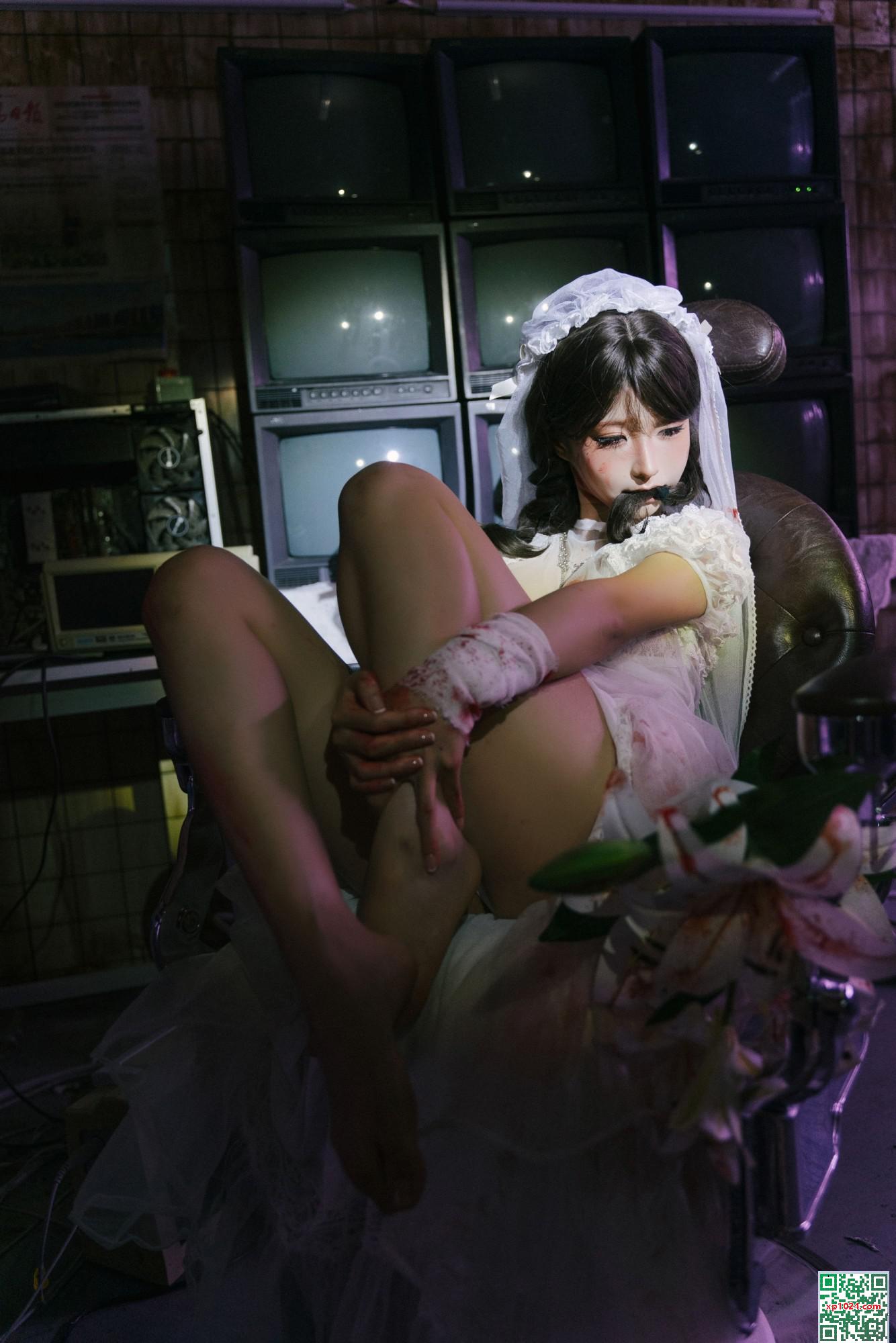 Anime Blogger Stupid Momo &#8211; Ruin Bride (133p)