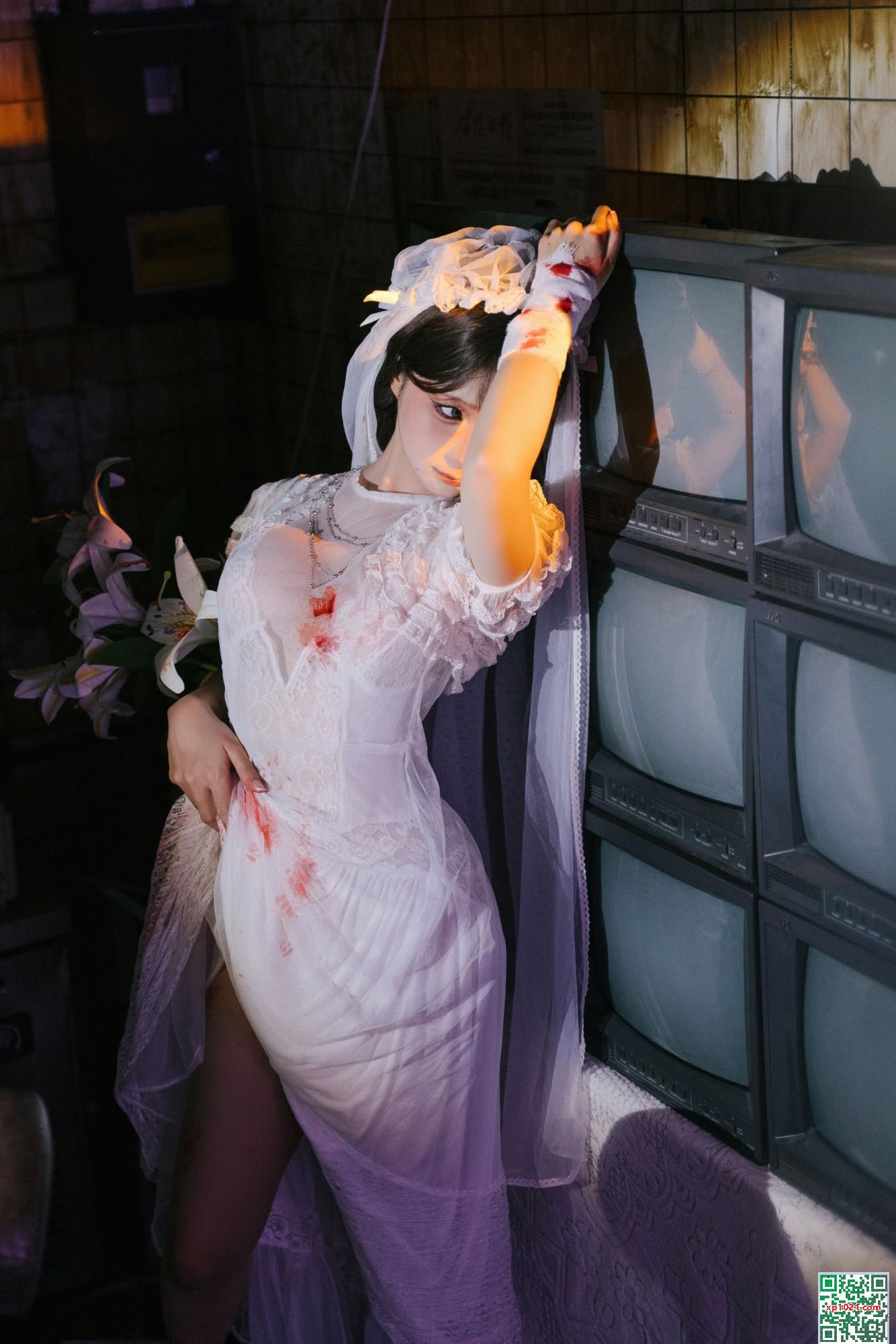 Anime Blogger Stupid Momo &#8211; Ruin Bride (133p)