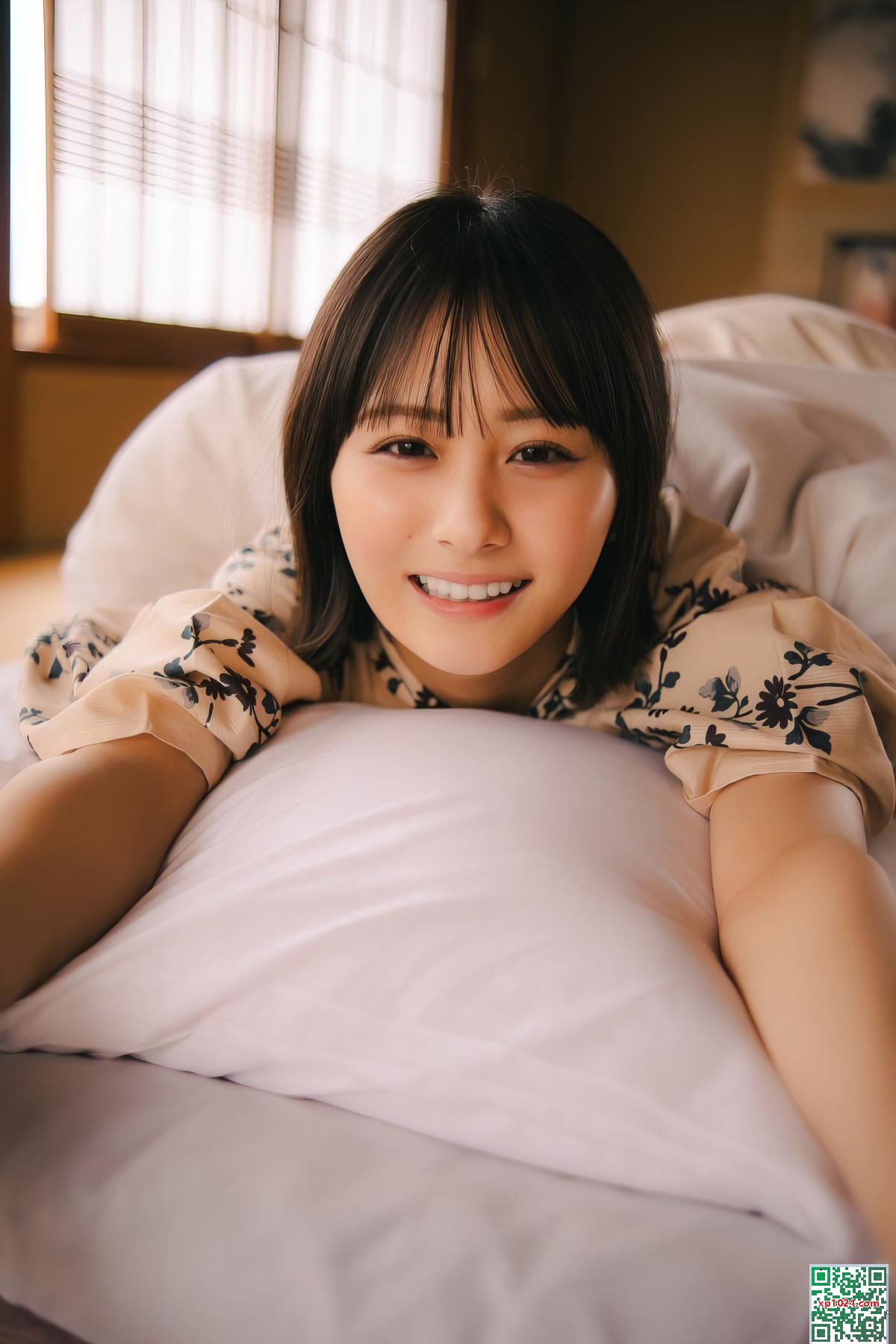 (Omegi Hoku) Les seins pleins débordent partout dans le corps et voient tout (16p)