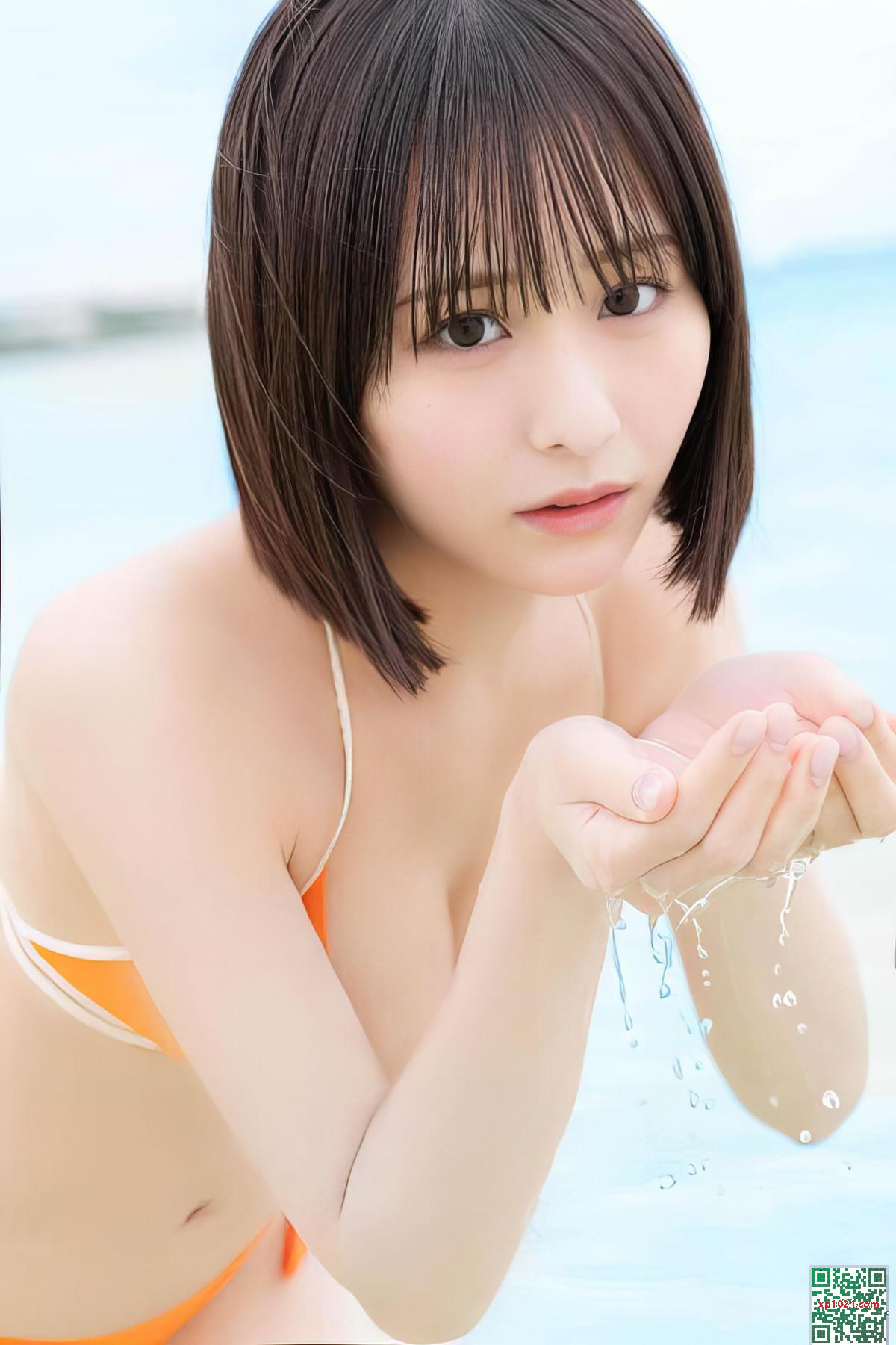 (Omegi Hoku) Les seins pleins débordent partout dans le corps et voient tout (16p)