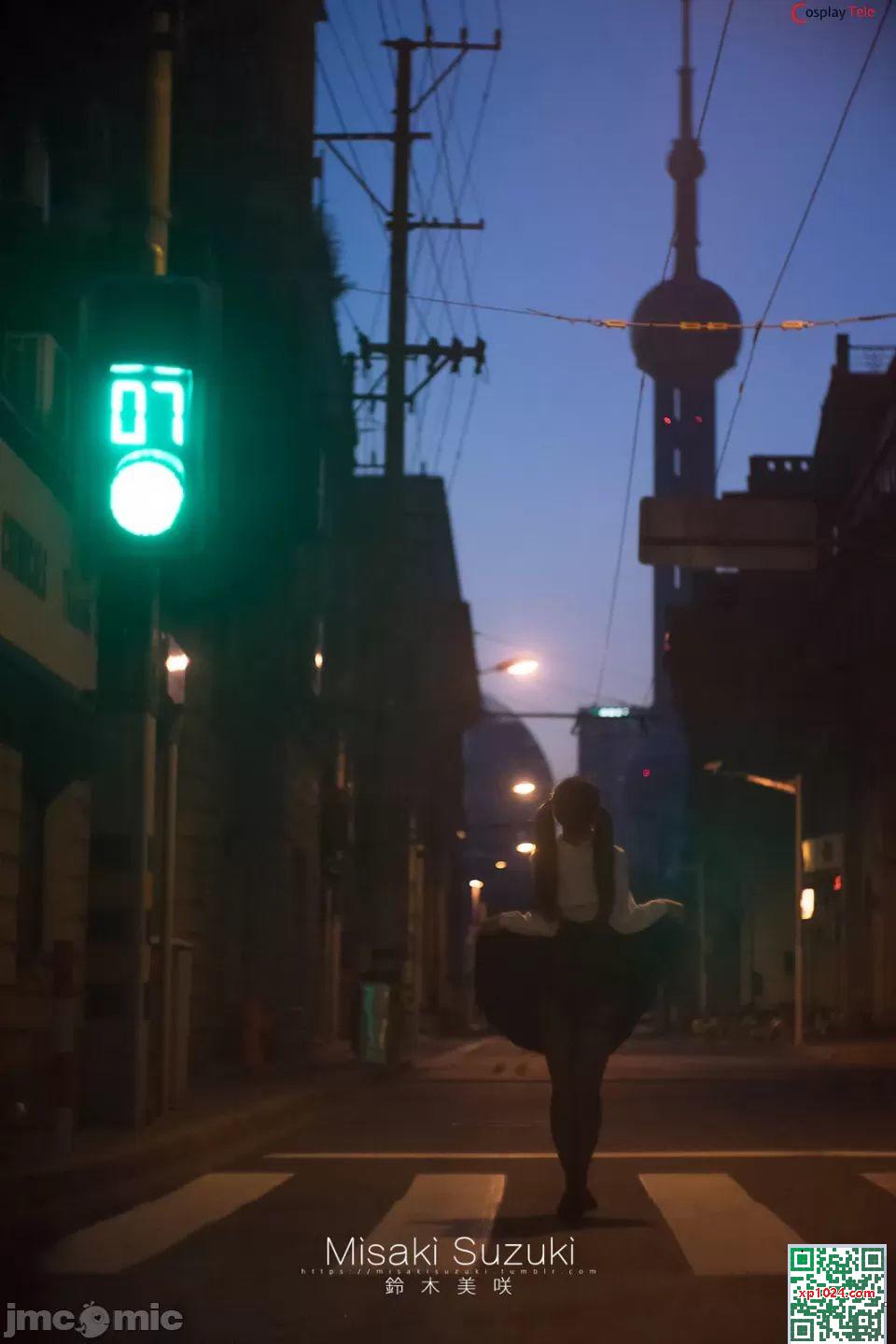 Suzuki Misaki &#8211; Intersection tôt le matin (16p)