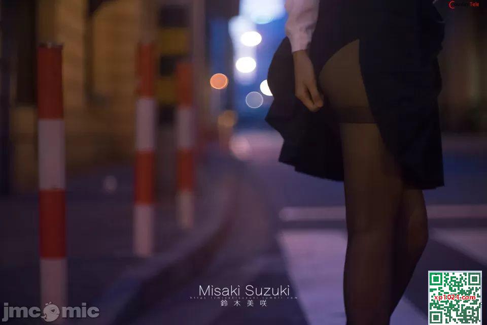 Suzuki Misaki &#8211; Intersection tôt le matin (16p)