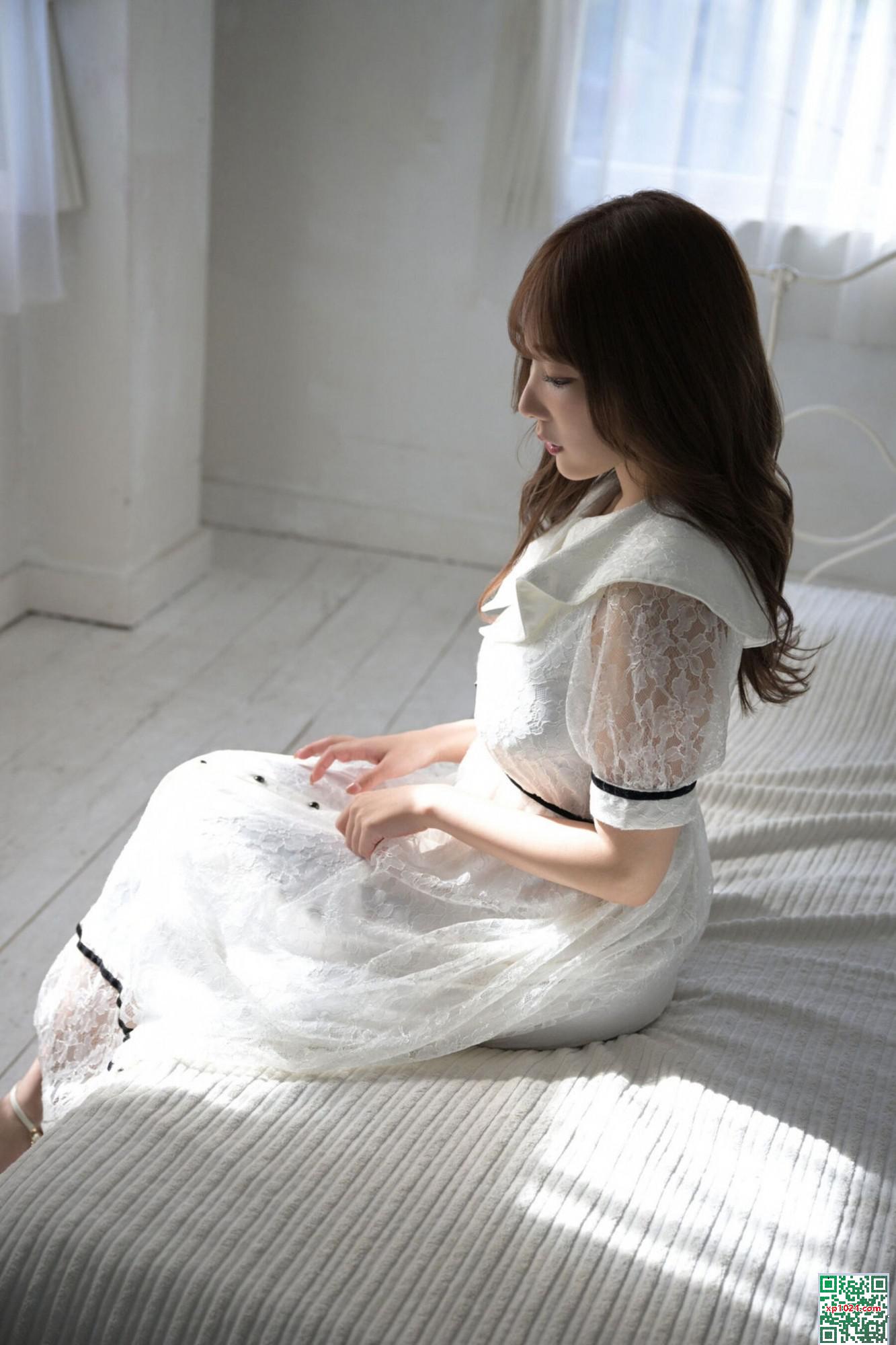 (Picture du modèle japonais) Koyoi Toran 《Vendredi_Tonight&rsquo;s Moon Is H Vol.1》 (70p)