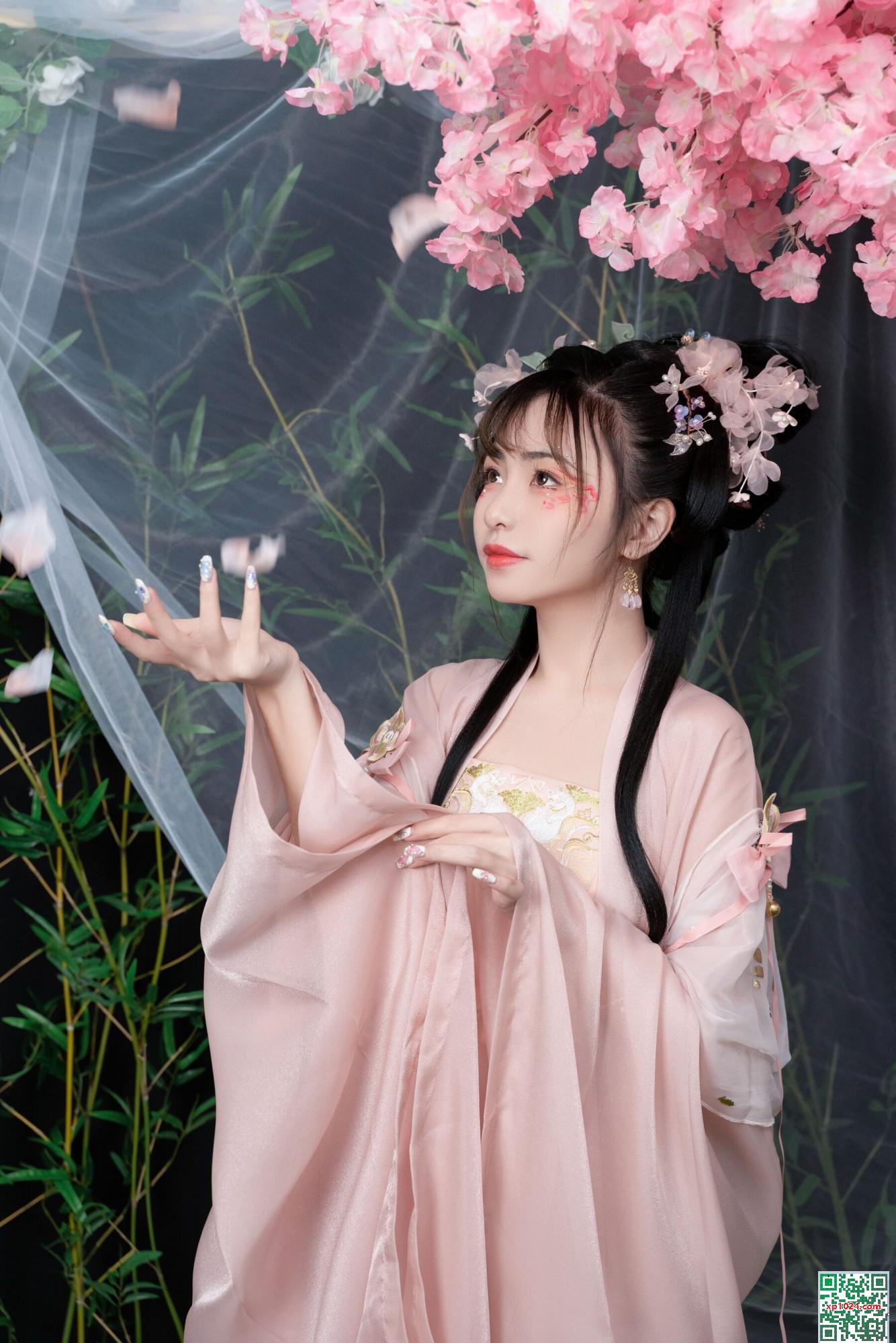« Qingpingle » de Miao Xiaoji (86p)