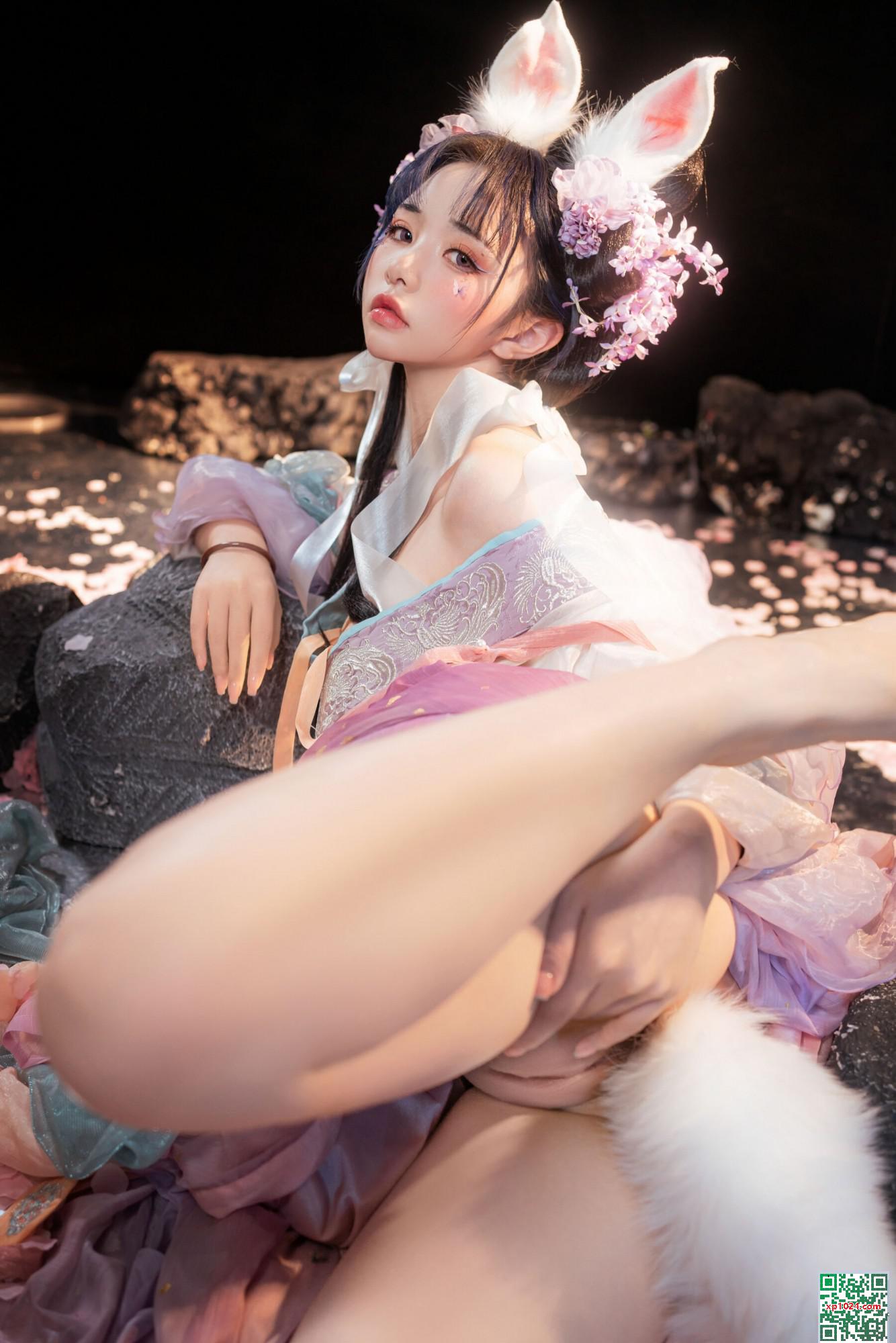 Miao Xiaoji&#8217;s &#8220;Qi Huai&#8221; (68p)