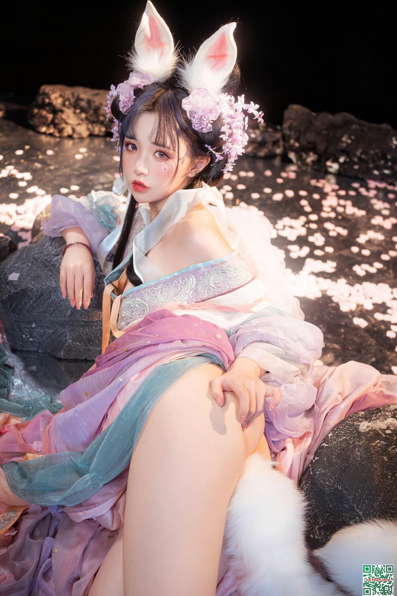 Miao Xiaoji&#8217;s &#8220;Qi Huai&#8221; (68p)