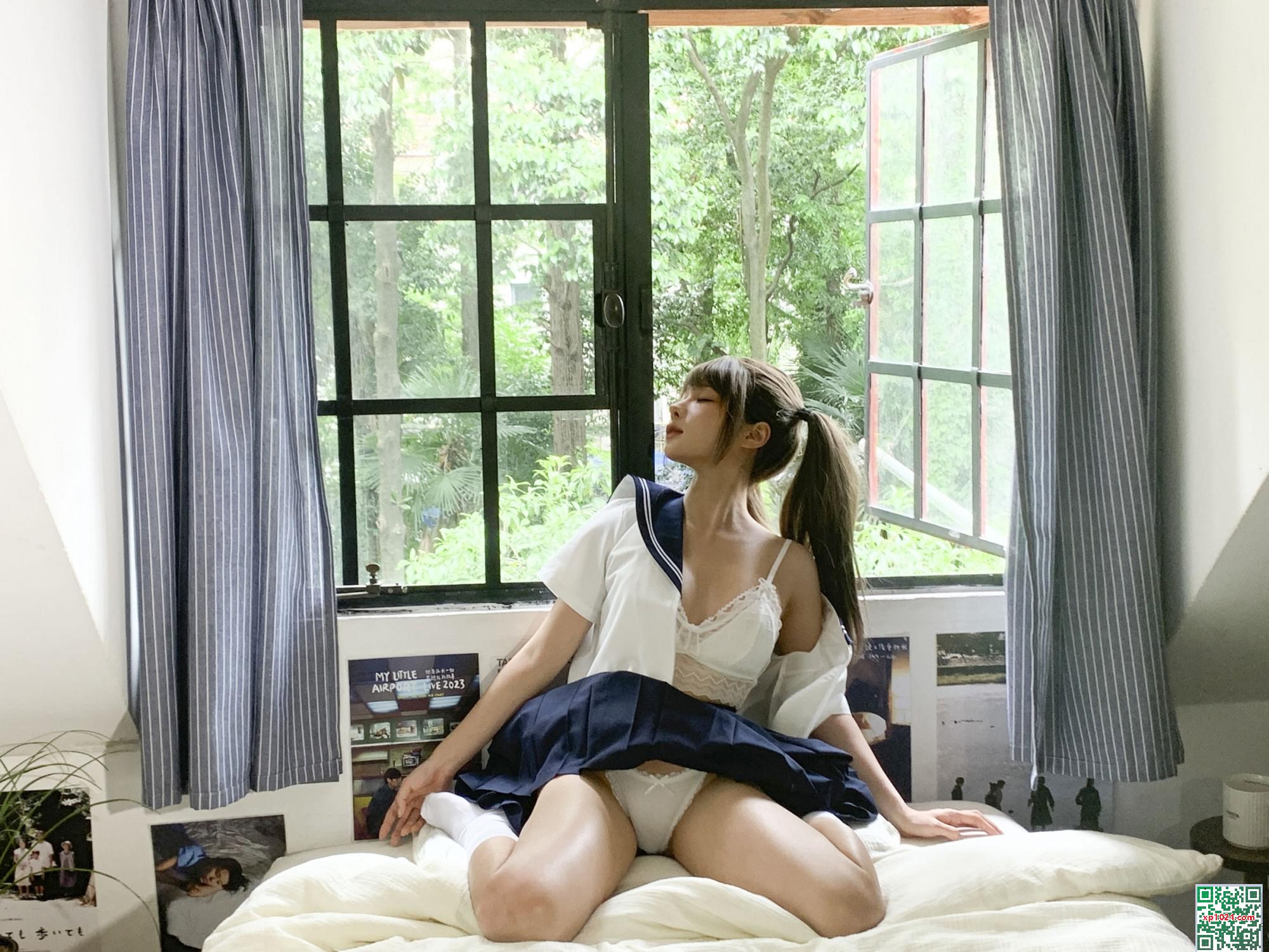 Blogger anime stupide Momo &#8211; Xiao Xie (99p)