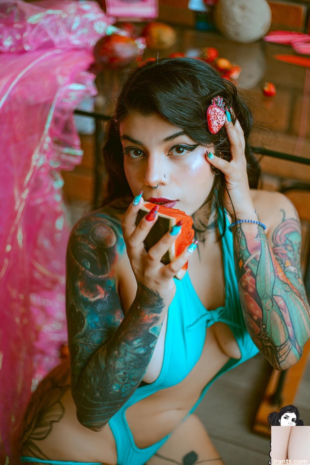 (Suicide Girls) 03 آوریل 2025 &#8211; Kikabrava &#8211; میوه لاتین (46p)