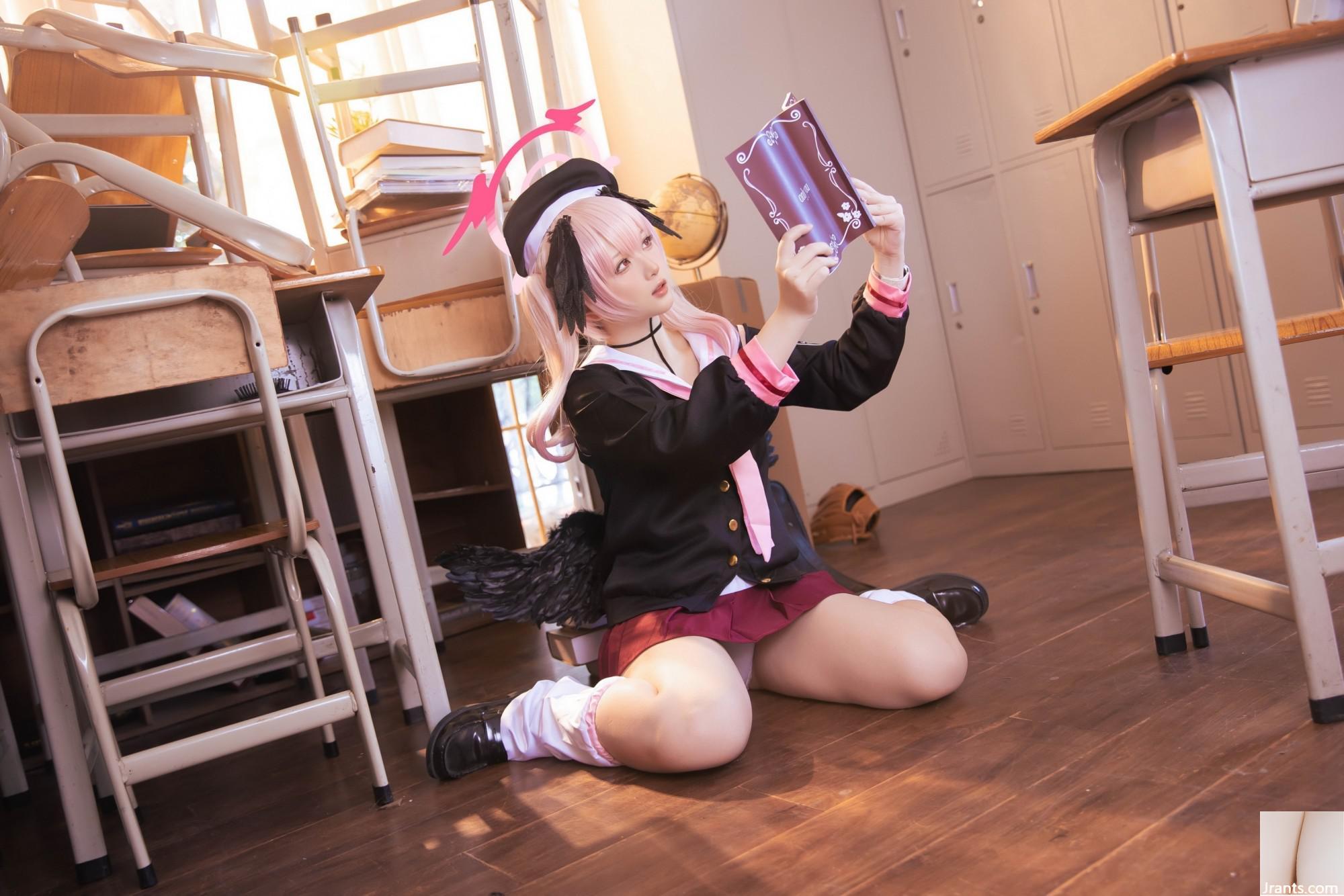 Fish &#8211; Shimoe Koharu Origin (33p)