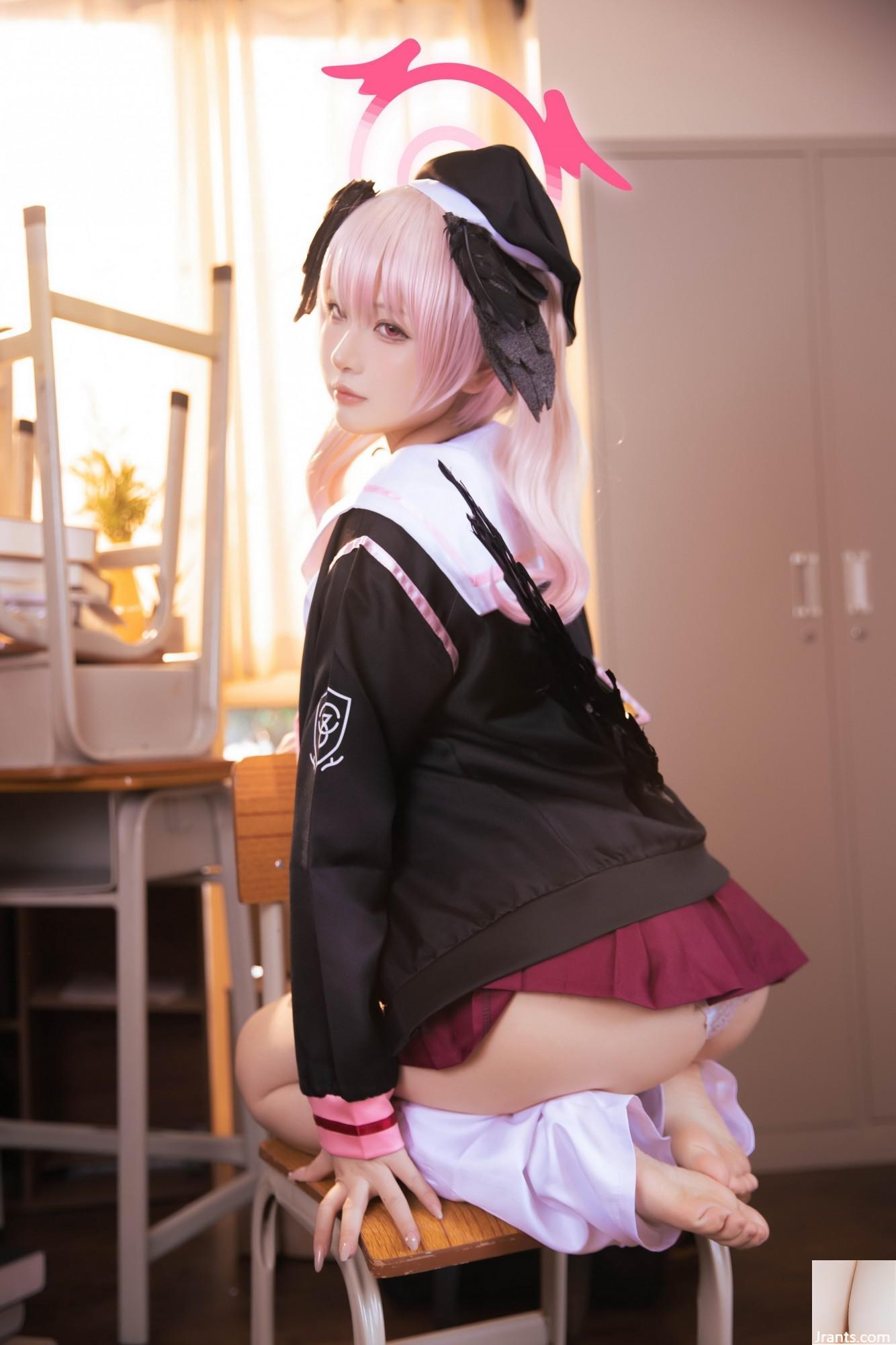 Fish &#8211; Shimoe Koharu Origin (33p)