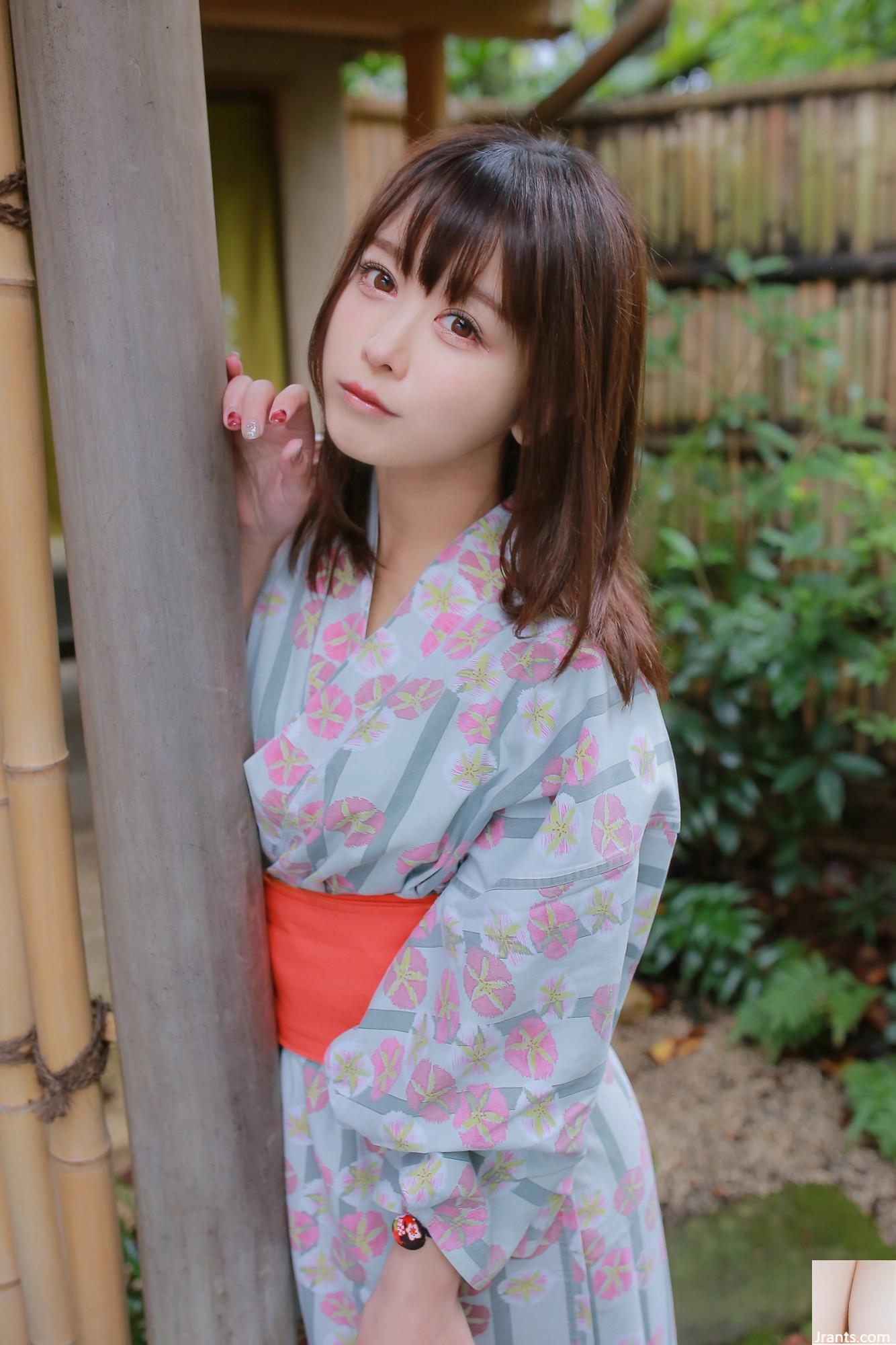 Fish &#8211; Shimoe Koharu Origin (33p)
