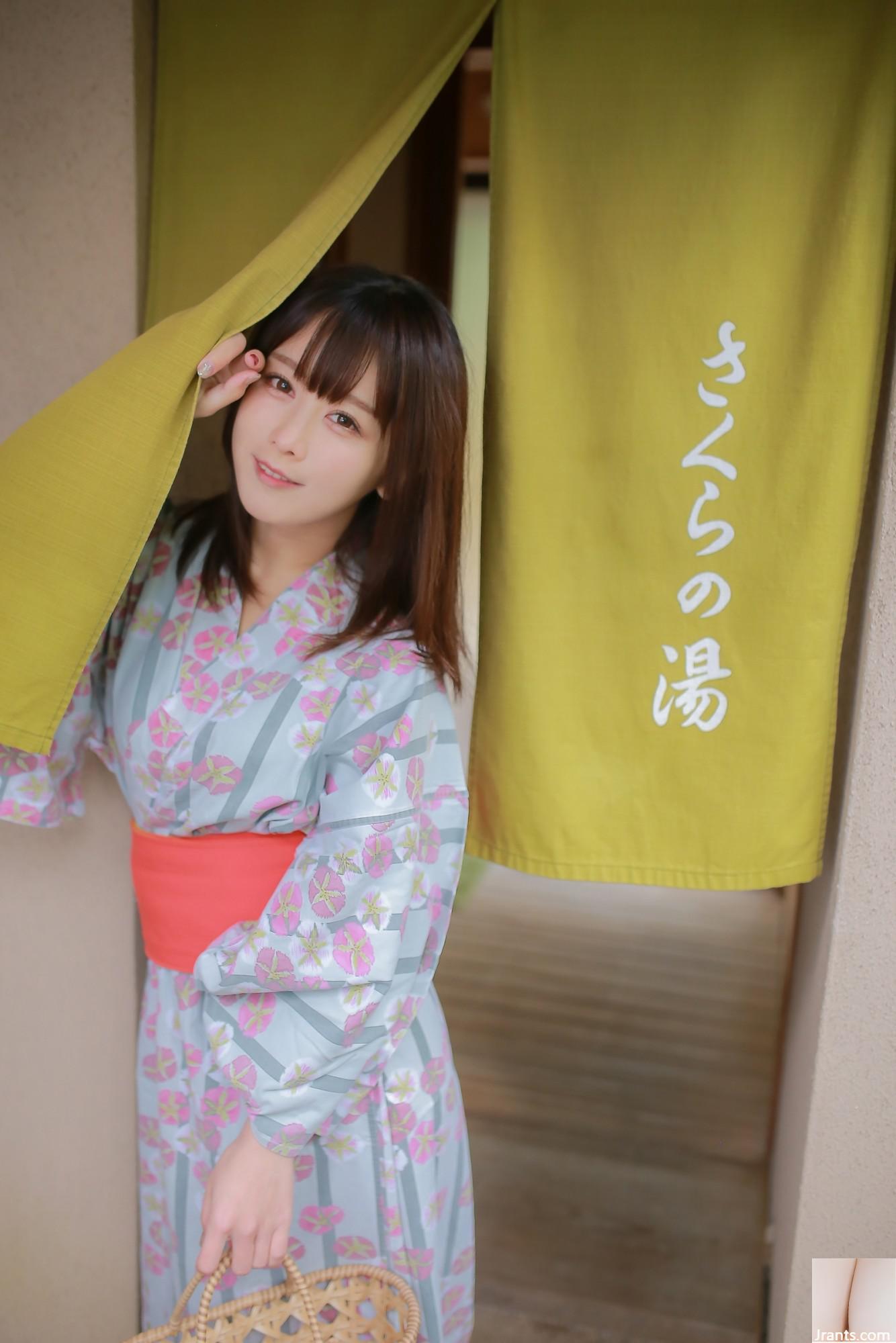 Fish &#8211; Shimoe Koharu Origin (33p)