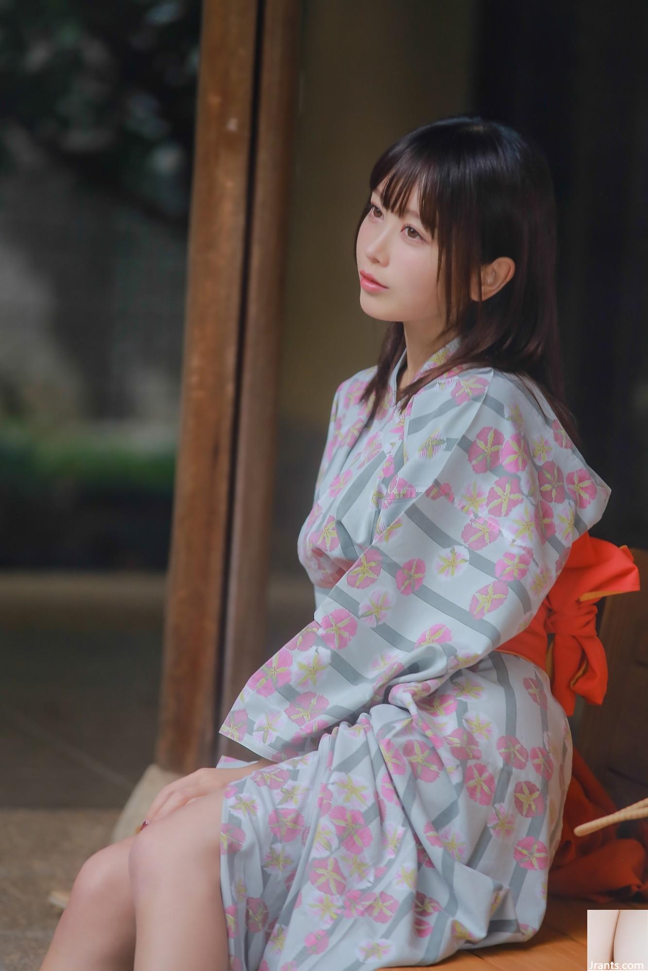 Fish &#8211; Shimoe Koharu Origin (33p)