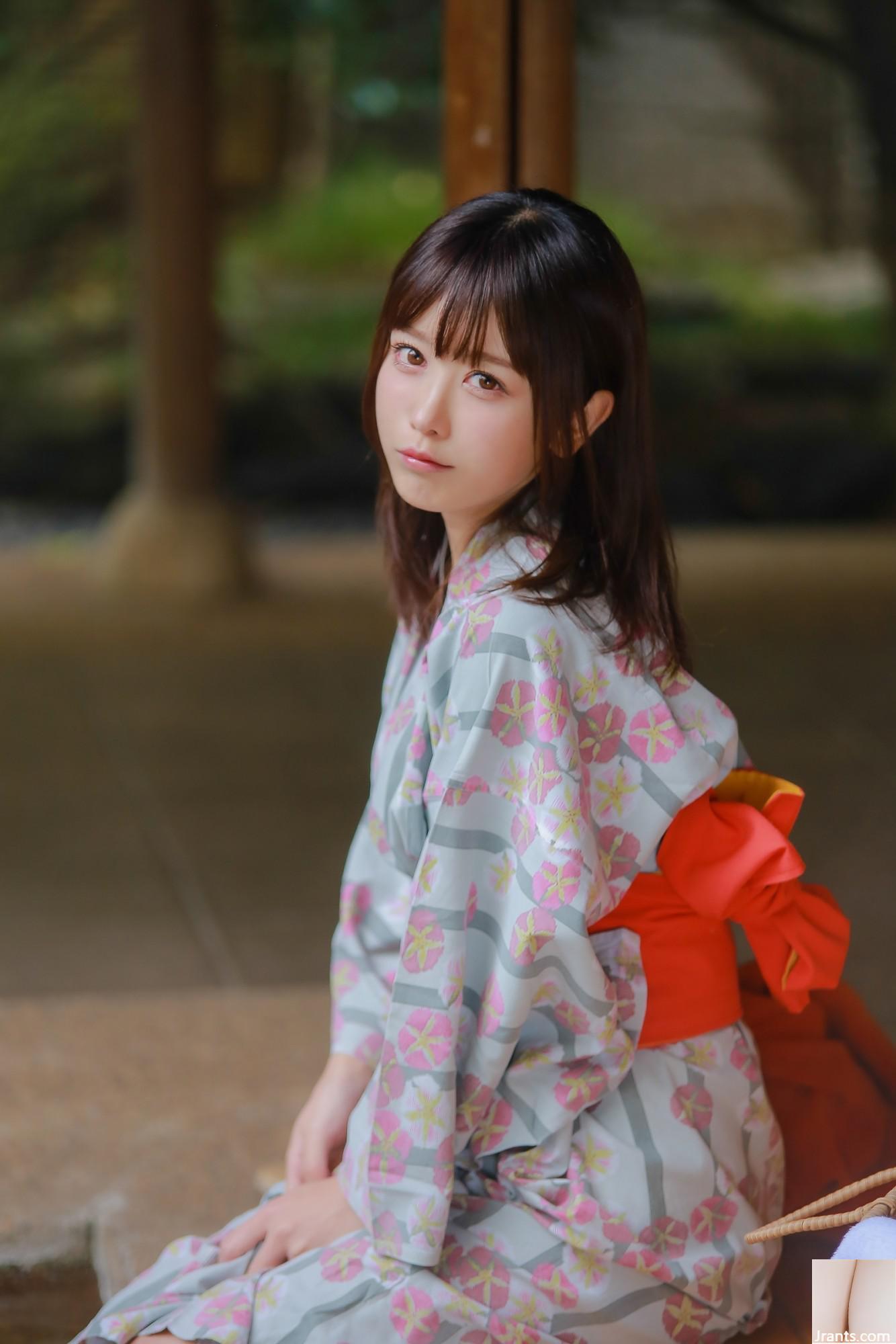 Fish &#8211; Shimoe Koharu Origin (33p)