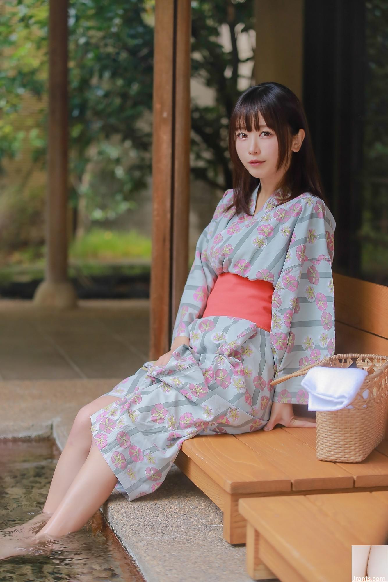 Fish &#8211; Shimoe Koharu Origin (33p)