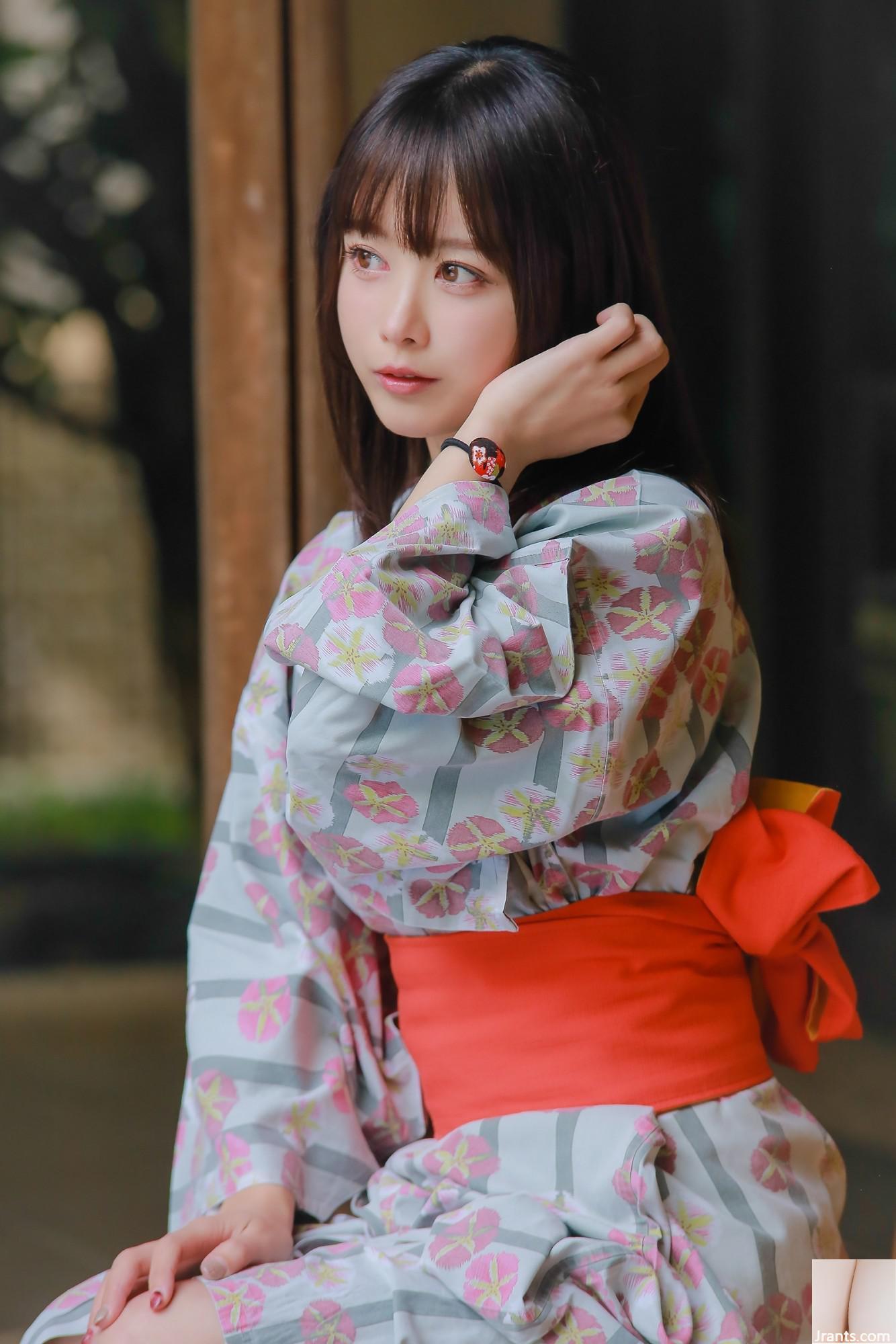 Fish &#8211; Shimoe Koharu Origin (33p)