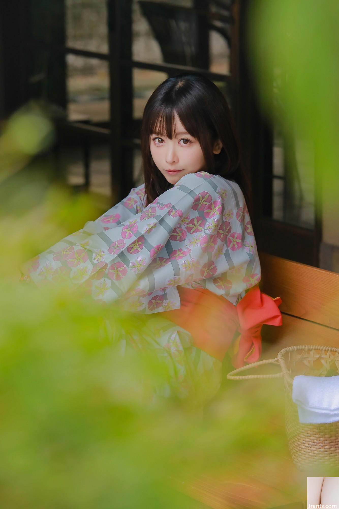 Fish &#8211; Shimoe Koharu Origin (33p)