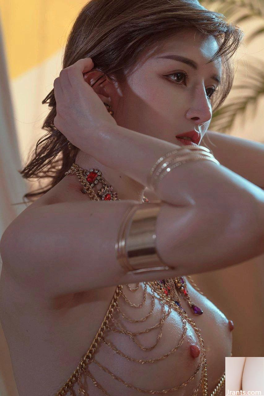 (الإنترنت المشاهير) goddess (42p)