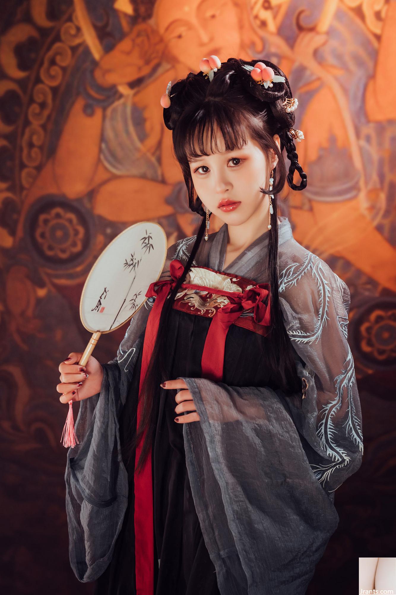 ZZ Dazzled &#8220;Pipa Jing Little&#8221; (100p)