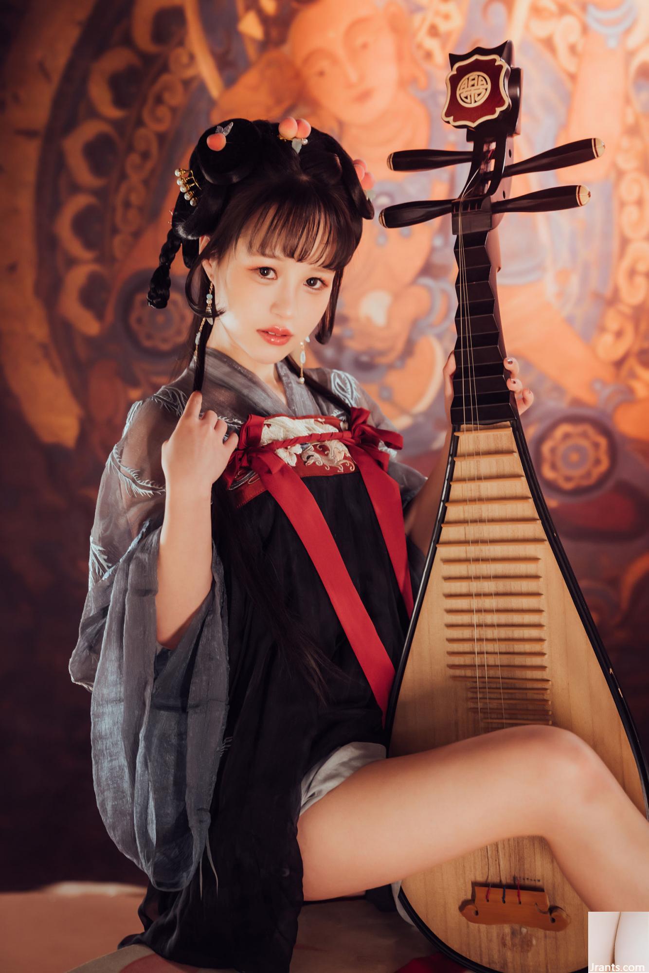 ZZ Dazzled &#8220;Pipa Jing Little&#8221; (100p)