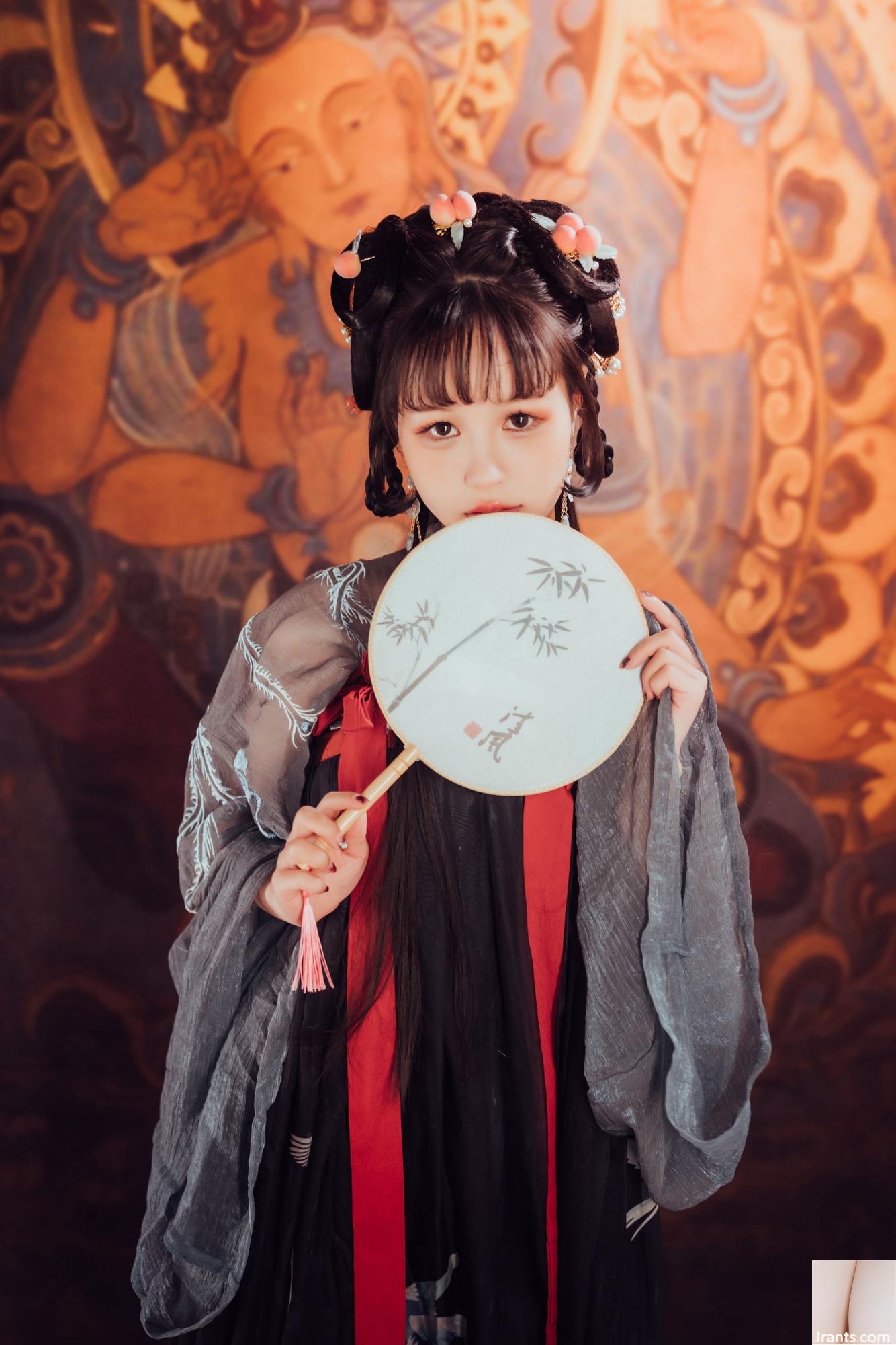 ZZ Dazzled &#8220;Pipa Jing Little&#8221; (100p)