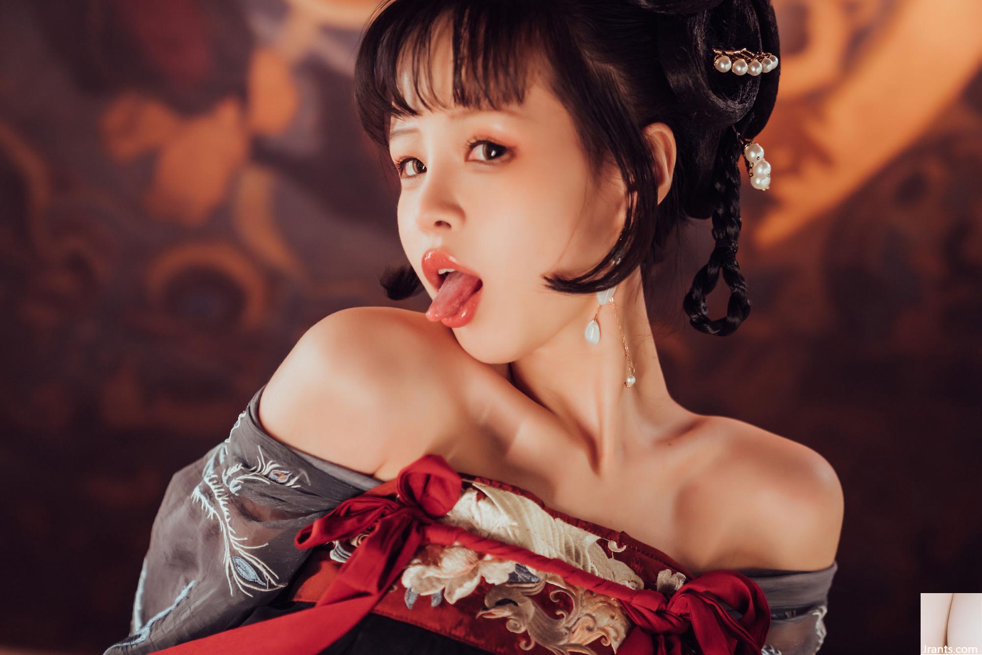ZZ Dazzled &#8220;Pipa Jing Little&#8221; (100p)