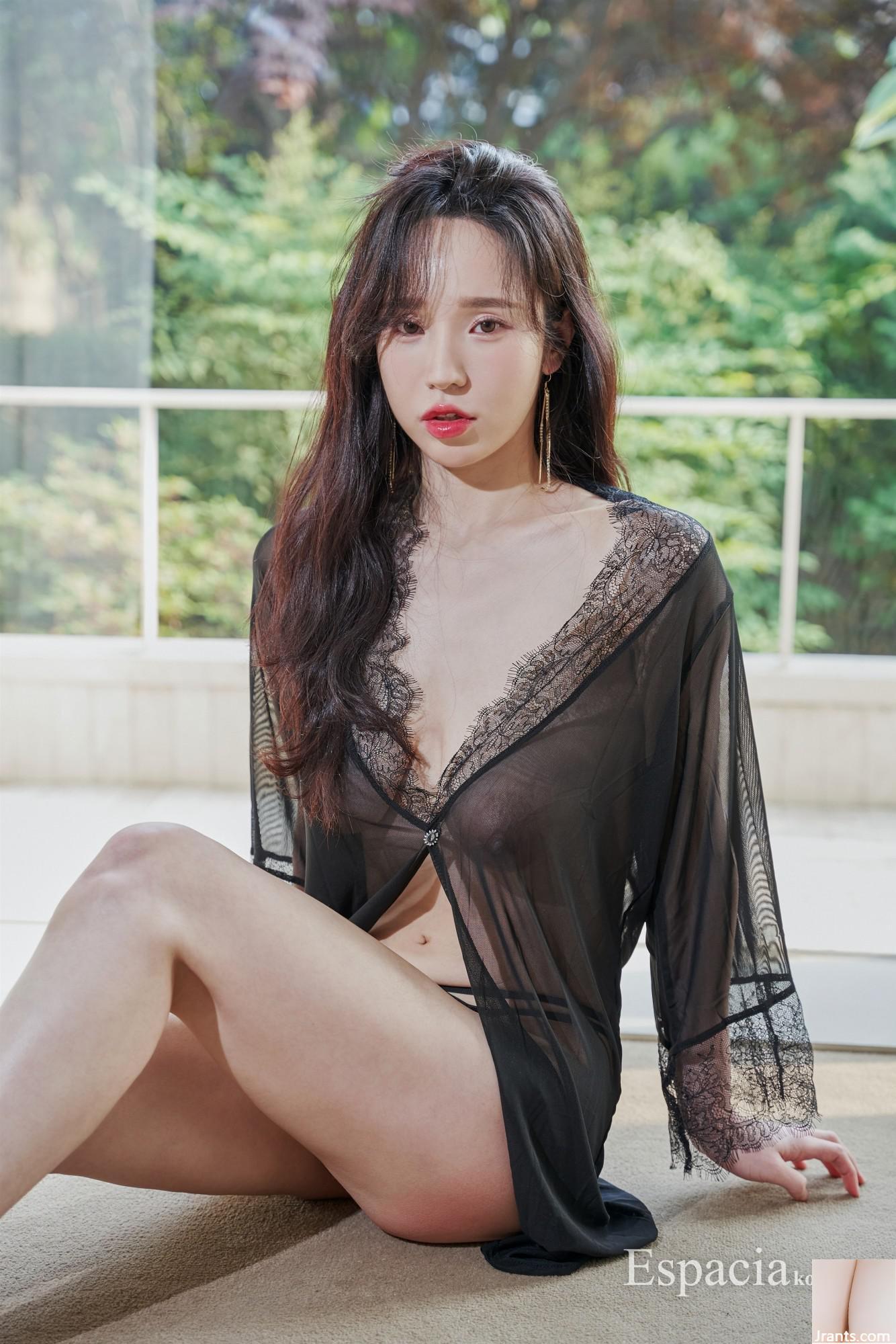 (Espacia Korea) EHC#053 Yunha (45p)