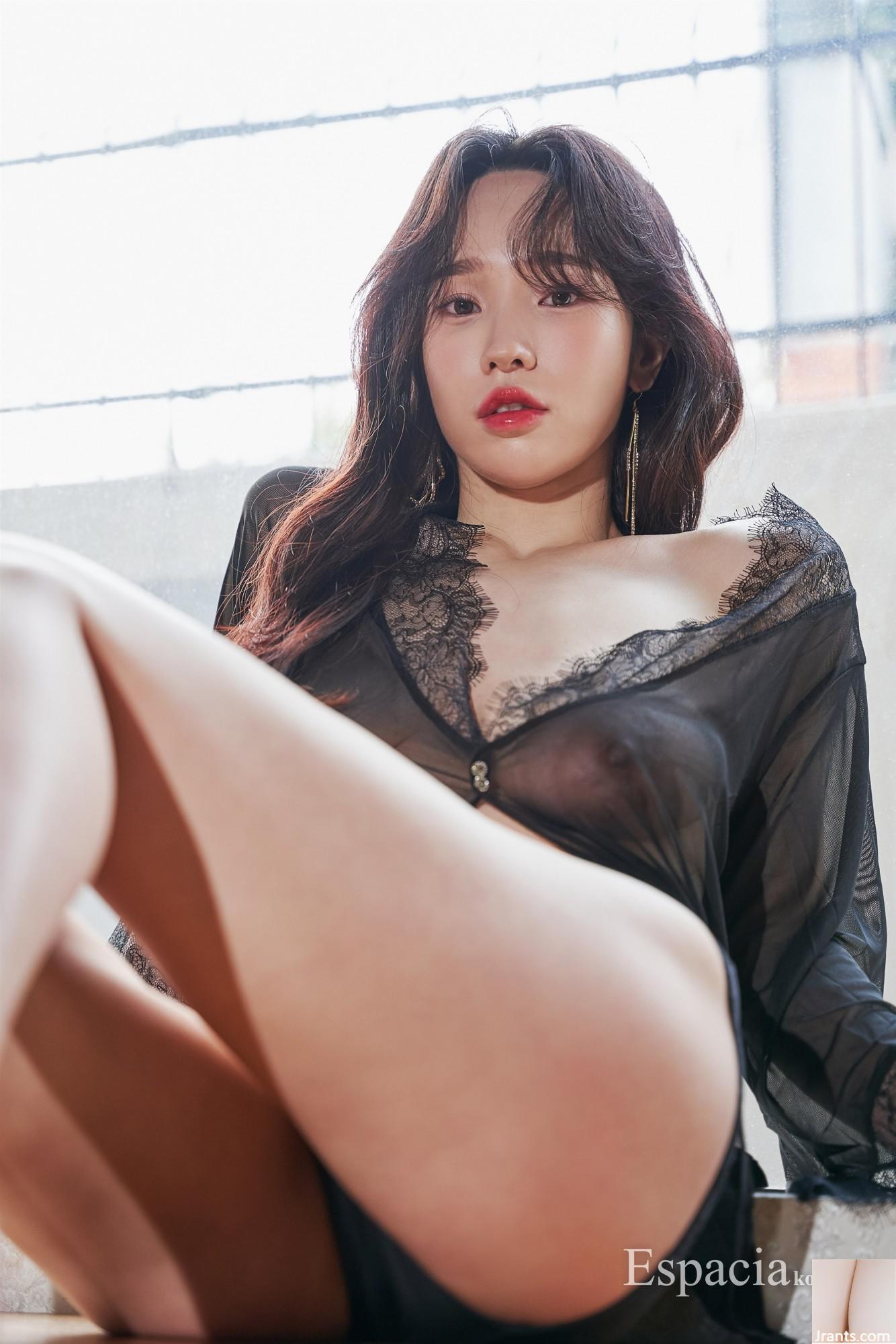 (Espacia Korea) EHC#053 Yunha (45p)