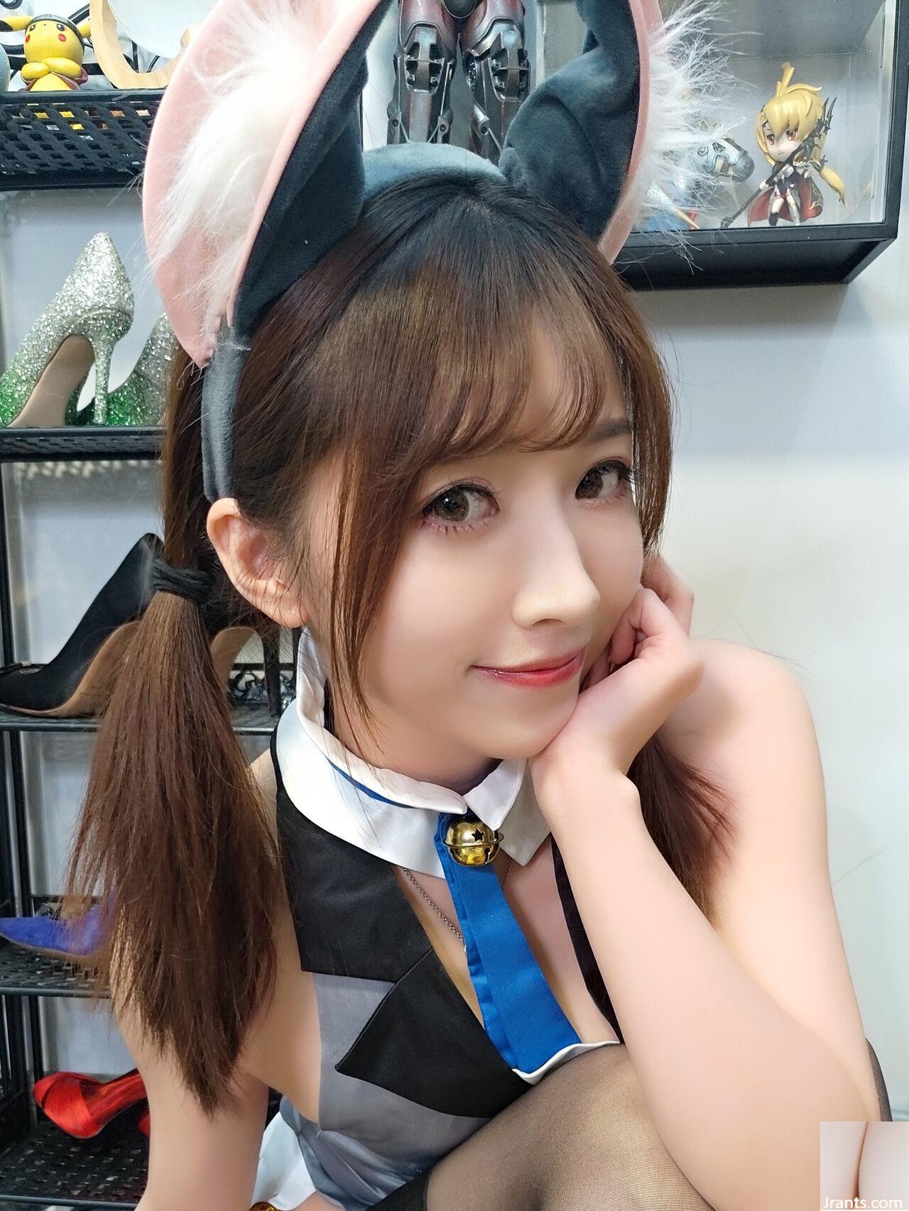 (Little Witch Luna) Miyu Edelfelt (30p)