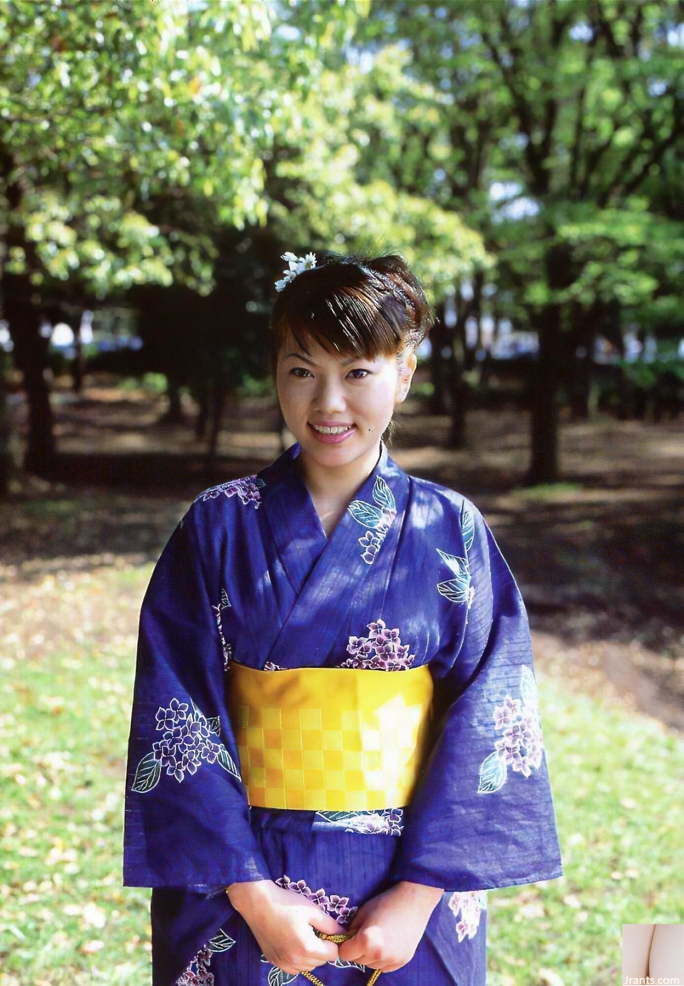 (اورابون) Fukada Ryoko (2003-07-01) (52p)