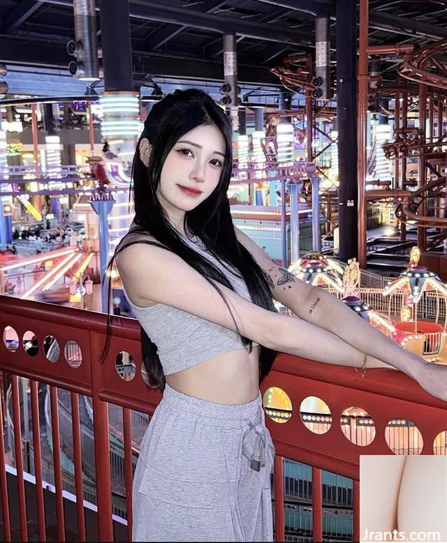 궁극적 인 피겨 곡선 &#8220;Jia 지아 Jia 지아&#8221;는 사람들이 첫눈에 사랑에 빠지게하는 마술을 가지고 있습니다 (10p)