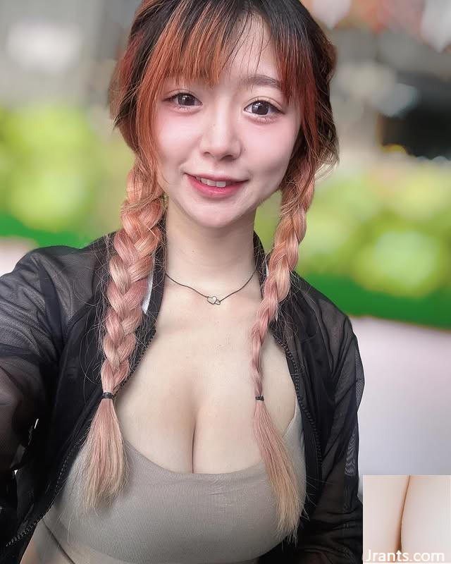 &#8220;Jieyu&#8221; بابتسامة غامضة (10p)