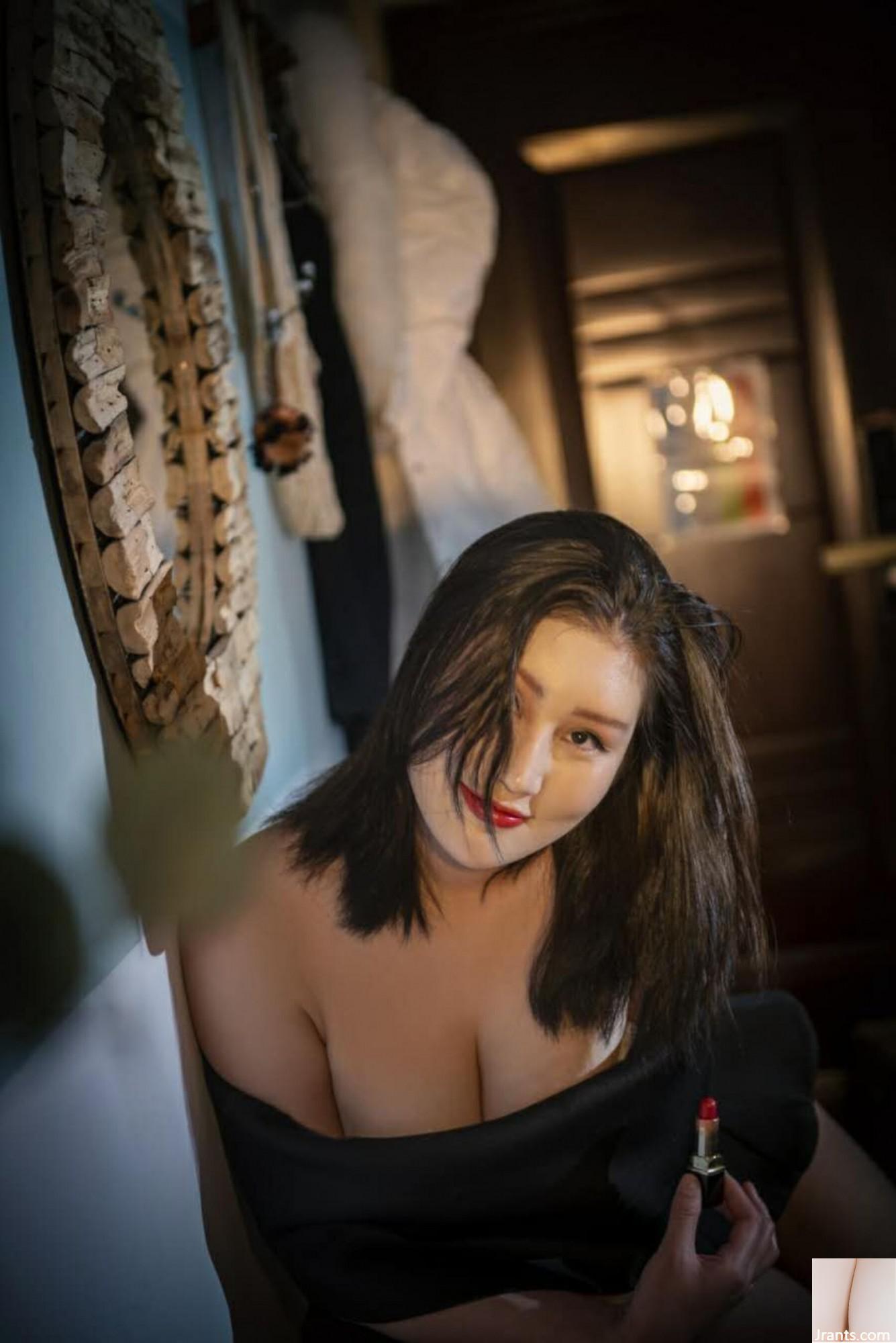 (Huang Fu) တရုတ်မော်ဒယ်လ် Lili ၏ပုဂ္ဂလိကလိင်ခန္ဓာကိုယ်ရိုက်ချက် (2020-03-25) (33p)