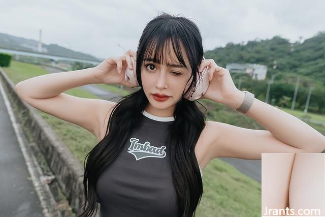 &#8220; UNA&#8221;  အဖြူနှင့်တင်ဒါပုံဖော်ခြင်းသည်အာရုံစူးစိုက်မှုကိုဆွဲဆောင်နိုင်ခဲ့သည် (10p)