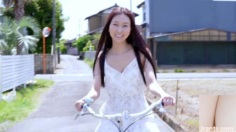 Mori Ayami: Ayami2 Break Breeze Bisiklet Bisiklet Mori Ayami (21p)