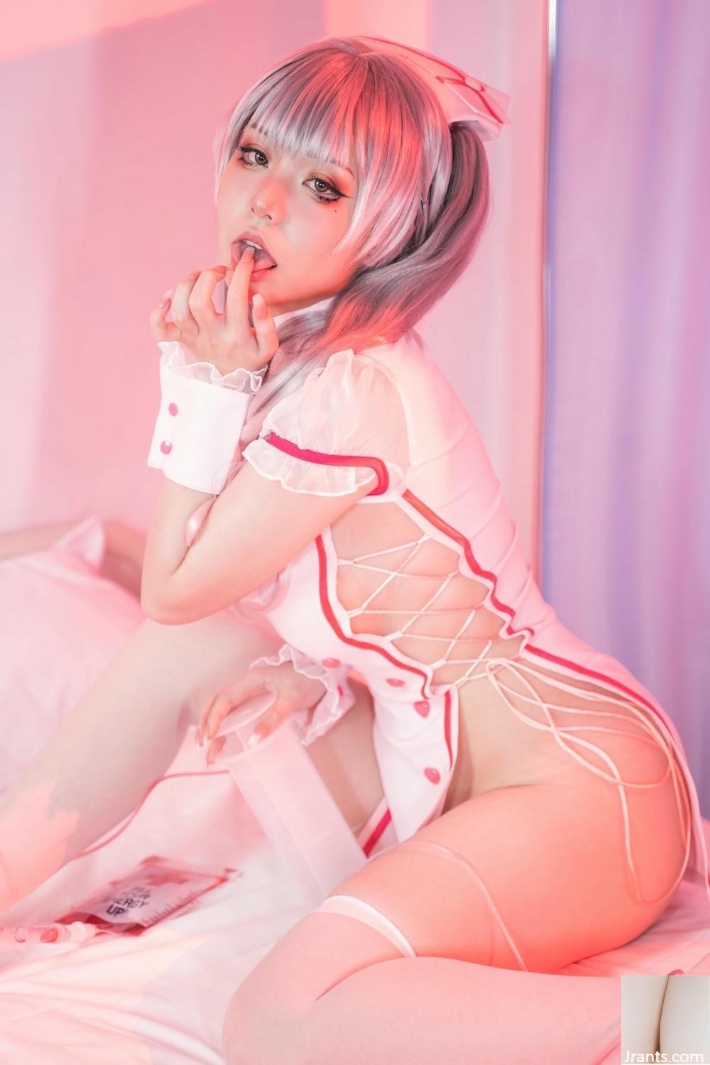 (Çevrimiçi Koleksiyon) Miao Xiaoji &#8220;Pink Na ナース&#8221; (31p)