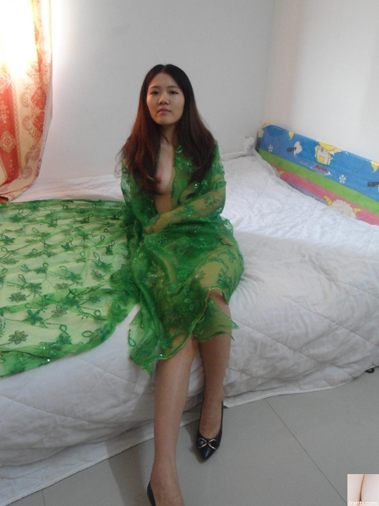 (အမျိုးသားမော်ဒယ် Set Photo) National Model Mimi Sex Body Private Photo Photo (85p)