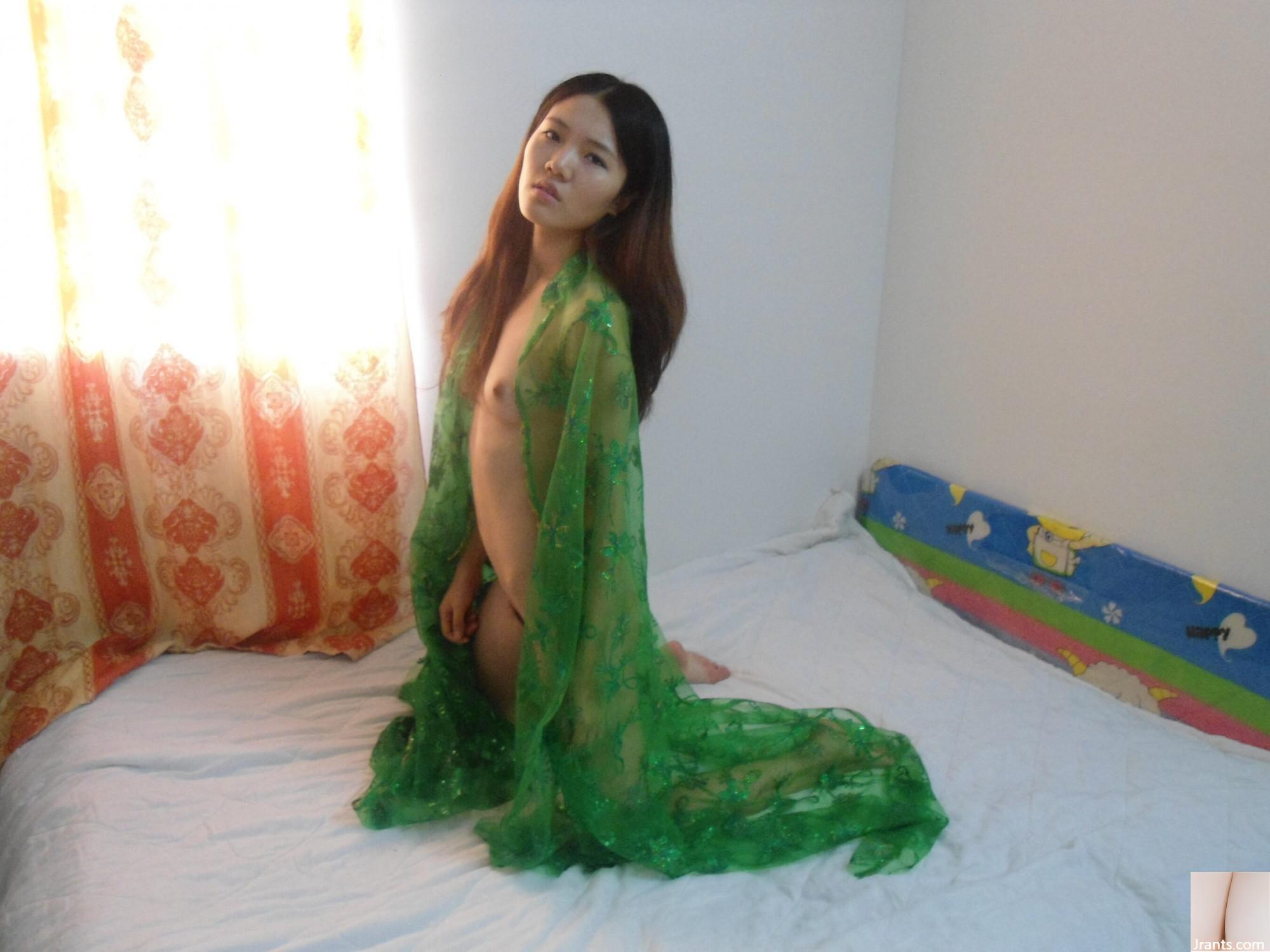 (အမျိုးသားမော်ဒယ် Set Photo) National Model Mimi Sex Body Private Photo Photo (85p)