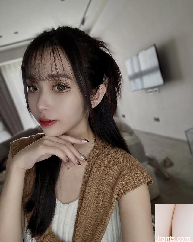 &#8220; Li Xin&#8221;  သည်သူမကြည့်ရှုသည့်နေရာတိုင်းတွင်အာရုံစူးစိုက်မှုဖြစ်သည် (10p)