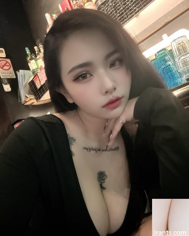 serwering နှင့်ချောမောသောမိန်းကလေး &#8220; MU&#8221;  Super Seductive Electric မျက်လုံးများ (10p)