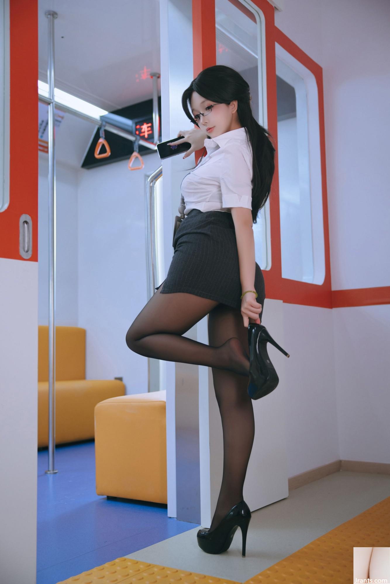 (Çevrimiçi Koleksiyon) Refah Girl Hinaga &#8220;Subway Ol&#8221; VIP Exclusive (120p)