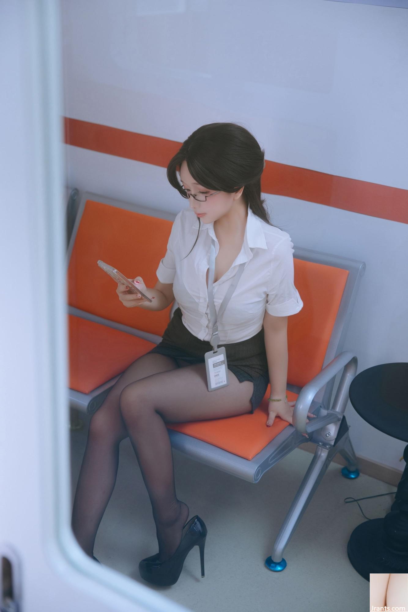 (Çevrimiçi Koleksiyon) Refah Girl Hinaga &#8220;Subway Ol&#8221; VIP Exclusive (120p)