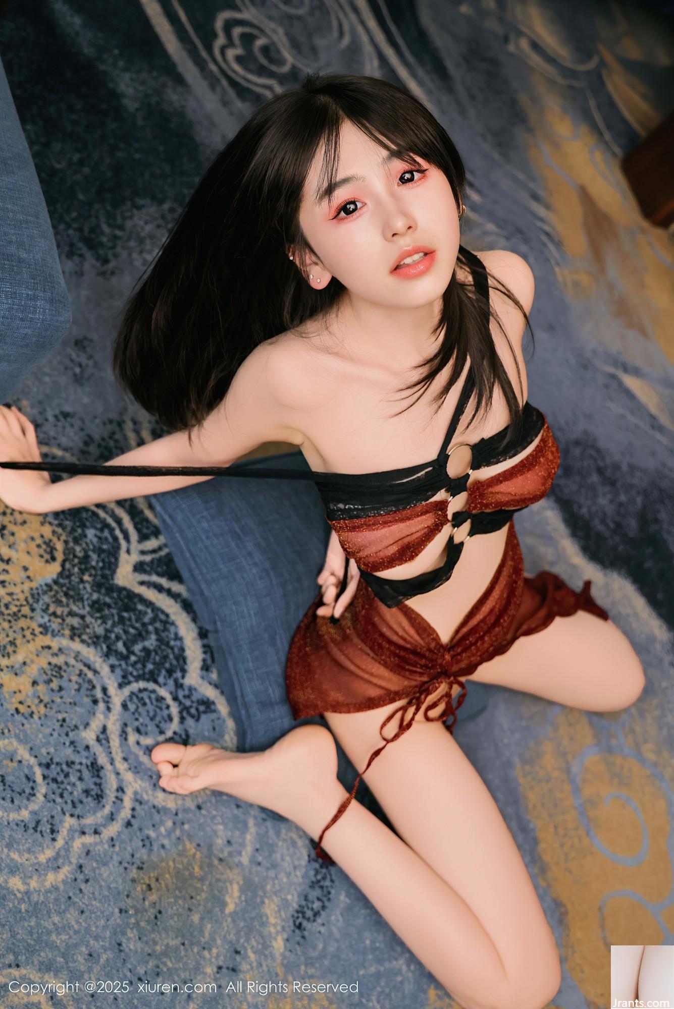 Kaki cantik Fu Jojo yang bagus seksi (81p)
