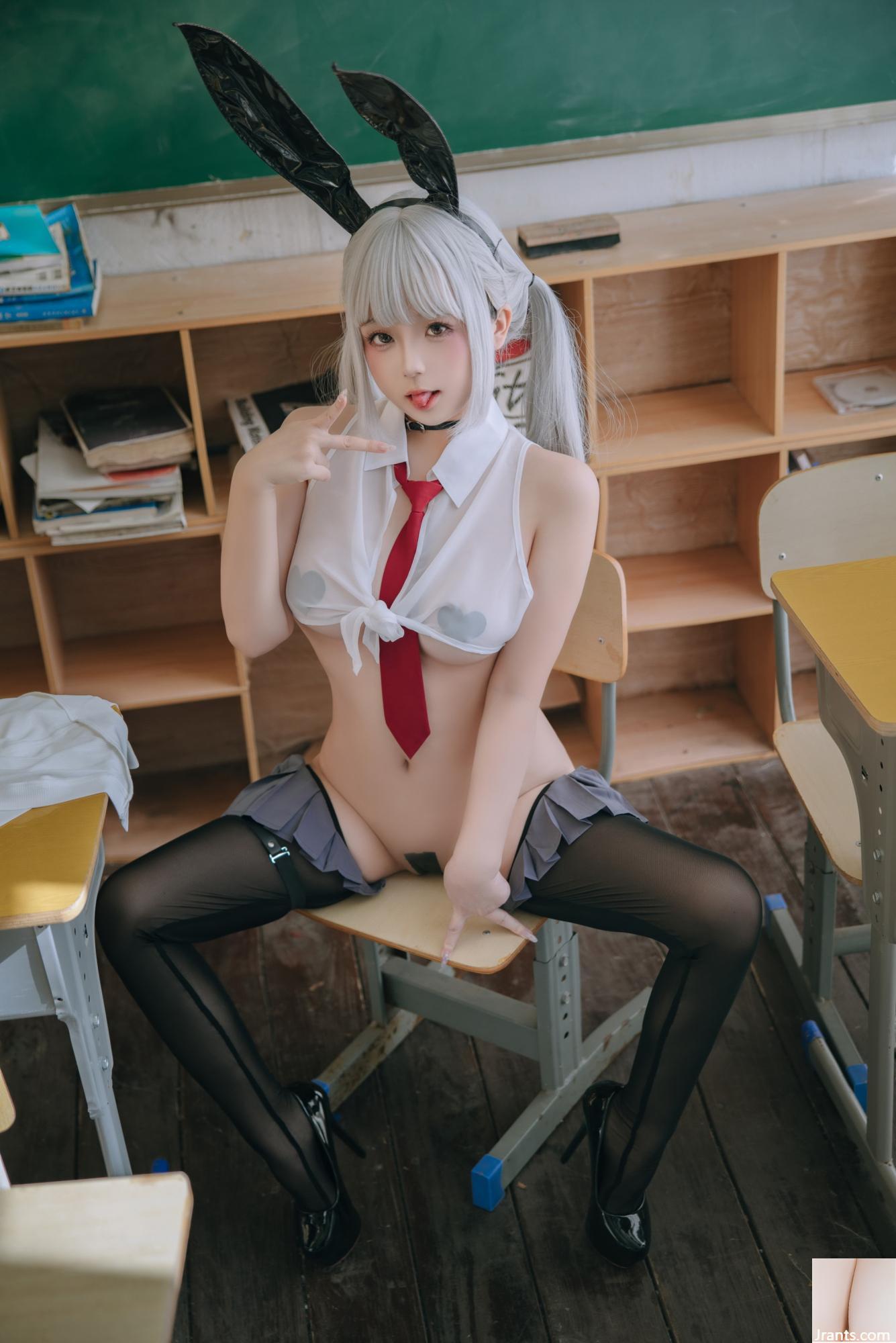 Hinako &#8211; Mineskirt per ragazze ribelli (106p)