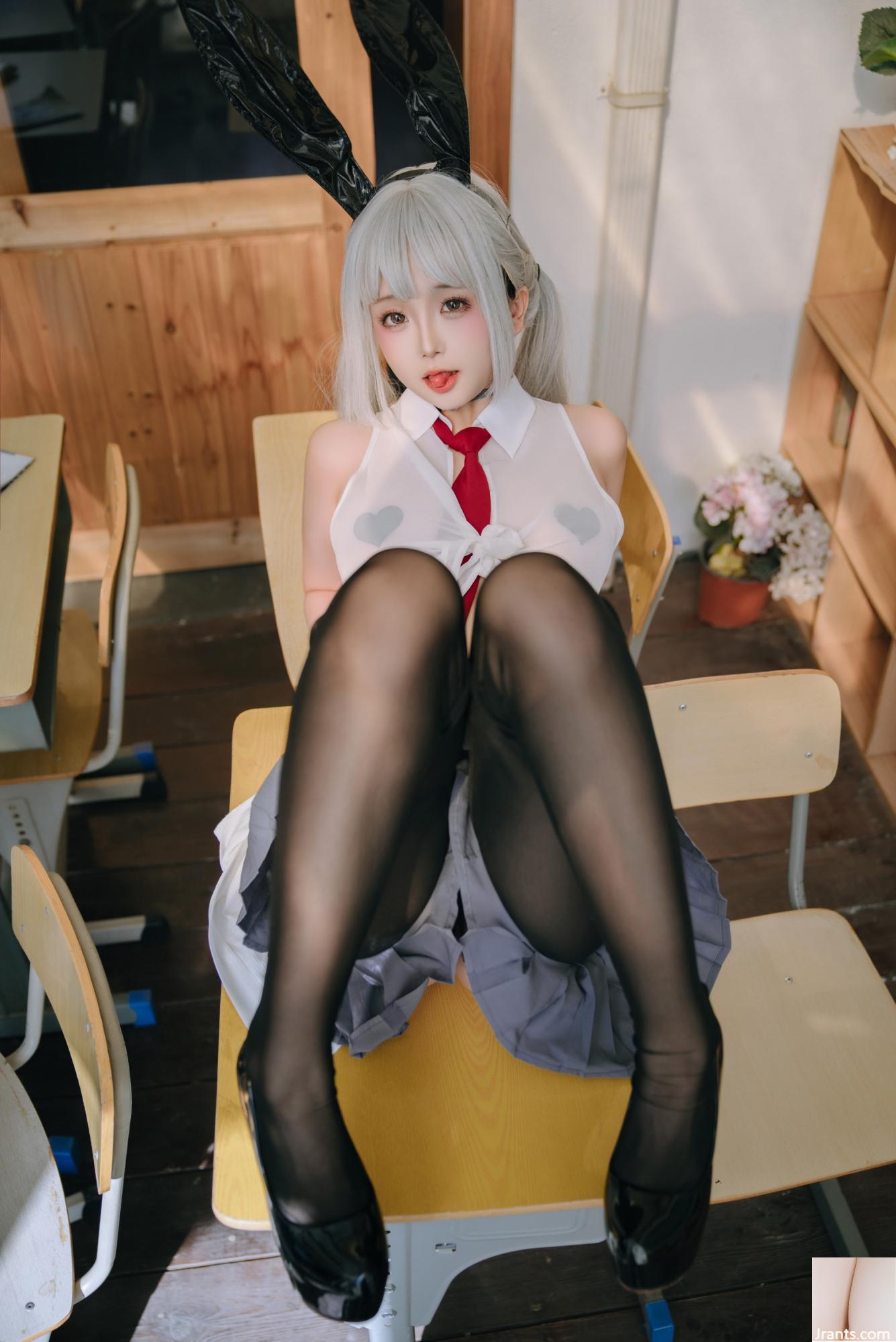 Hinako &#8211; Mineskirt per ragazze ribelli (106p)