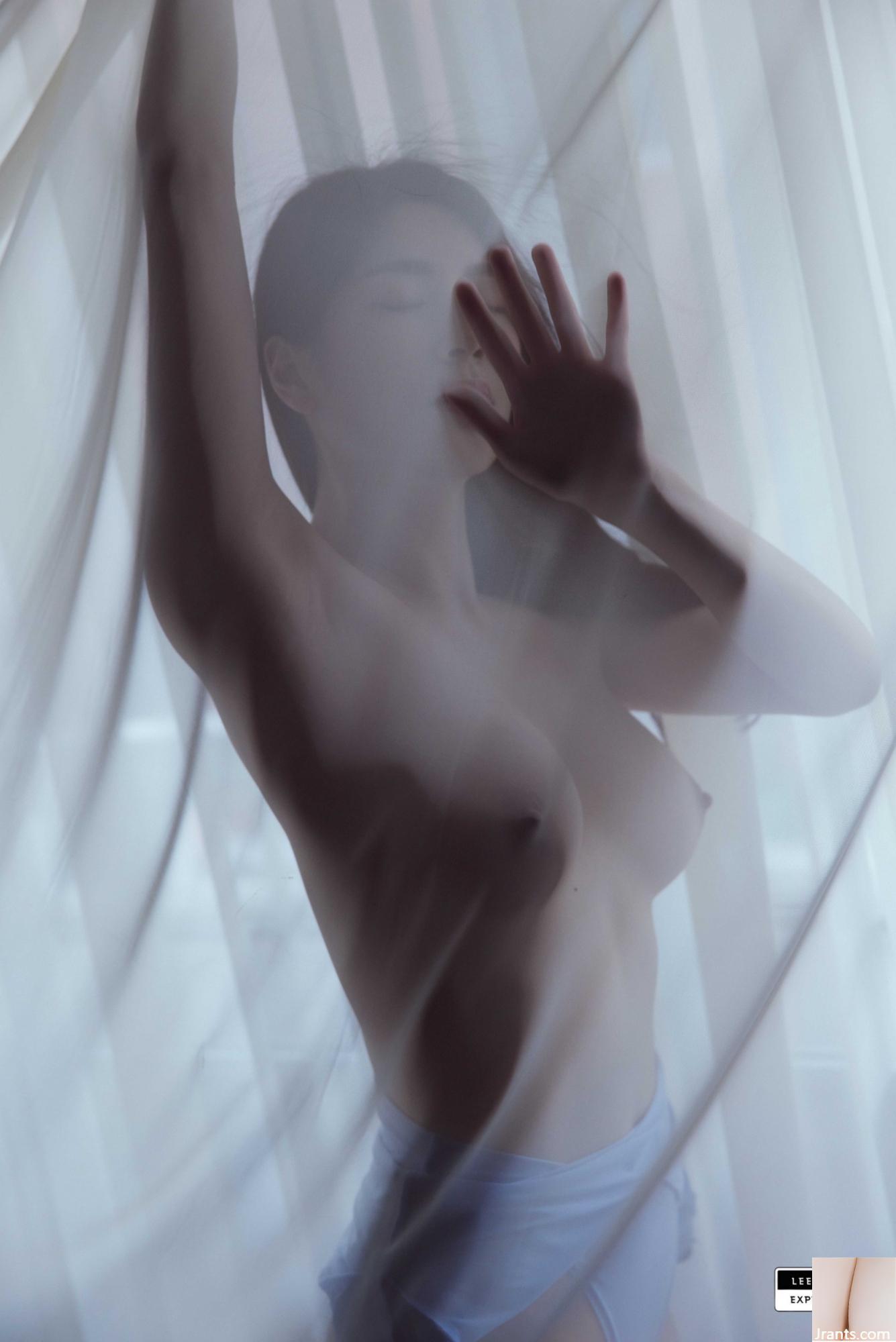 Etichetta di album di mining di modelli apparentemente sexy Girl (36p)