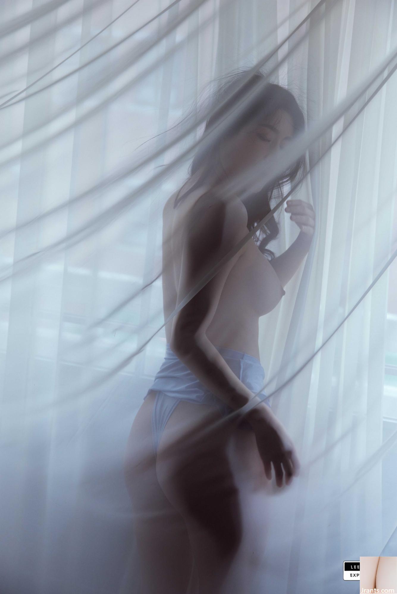 Etichetta di album di mining di modelli apparentemente sexy Girl (36p)